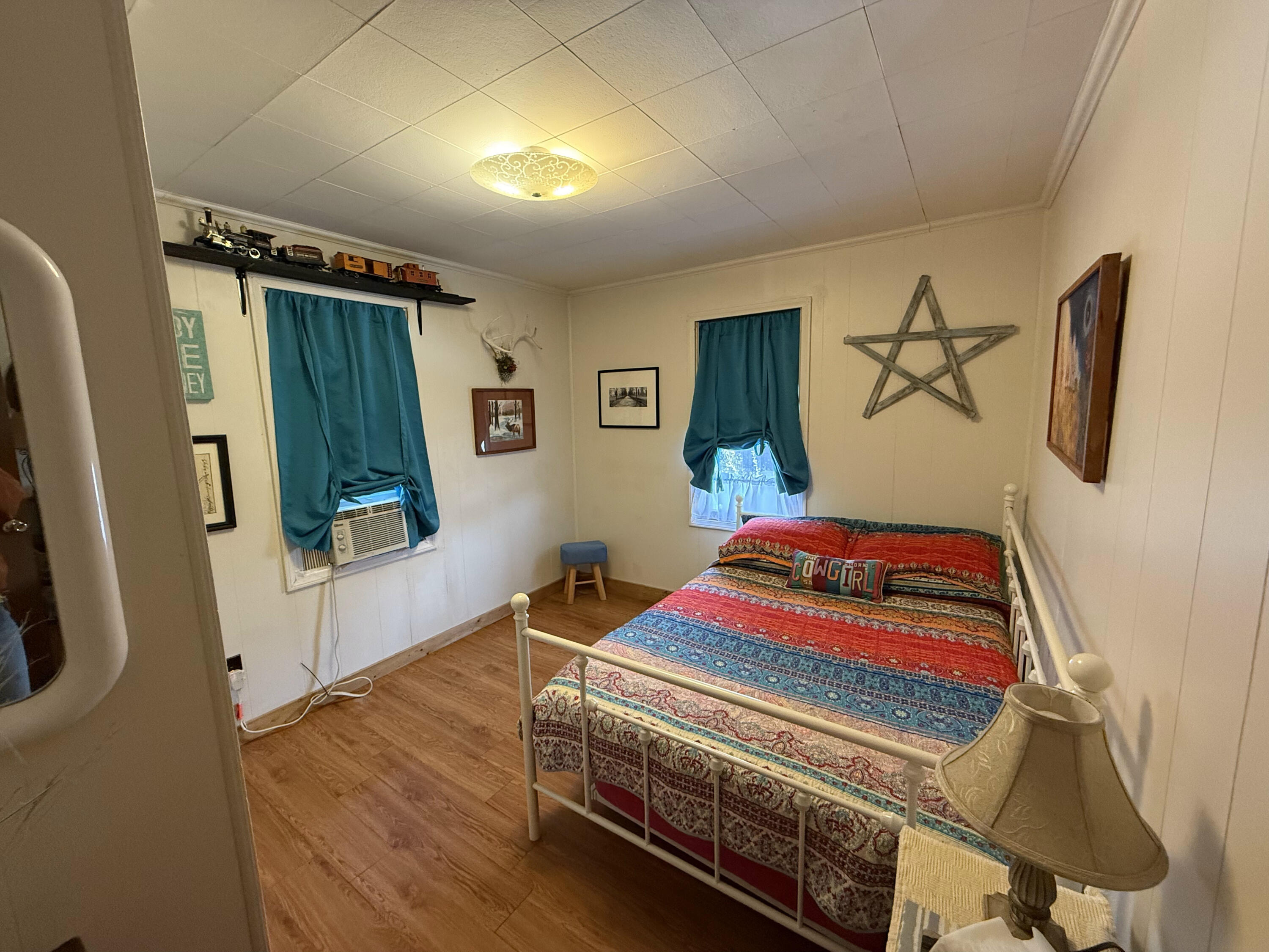 18106 Main Street Property Photo 20
