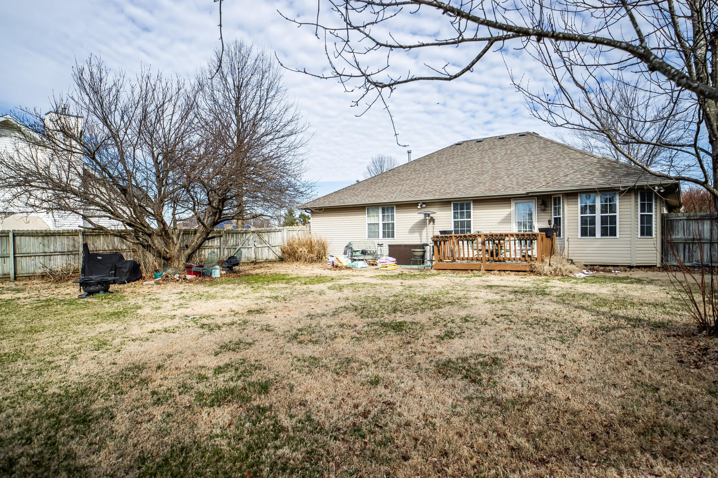 1110 West Thorngate Drive Property Photo 29