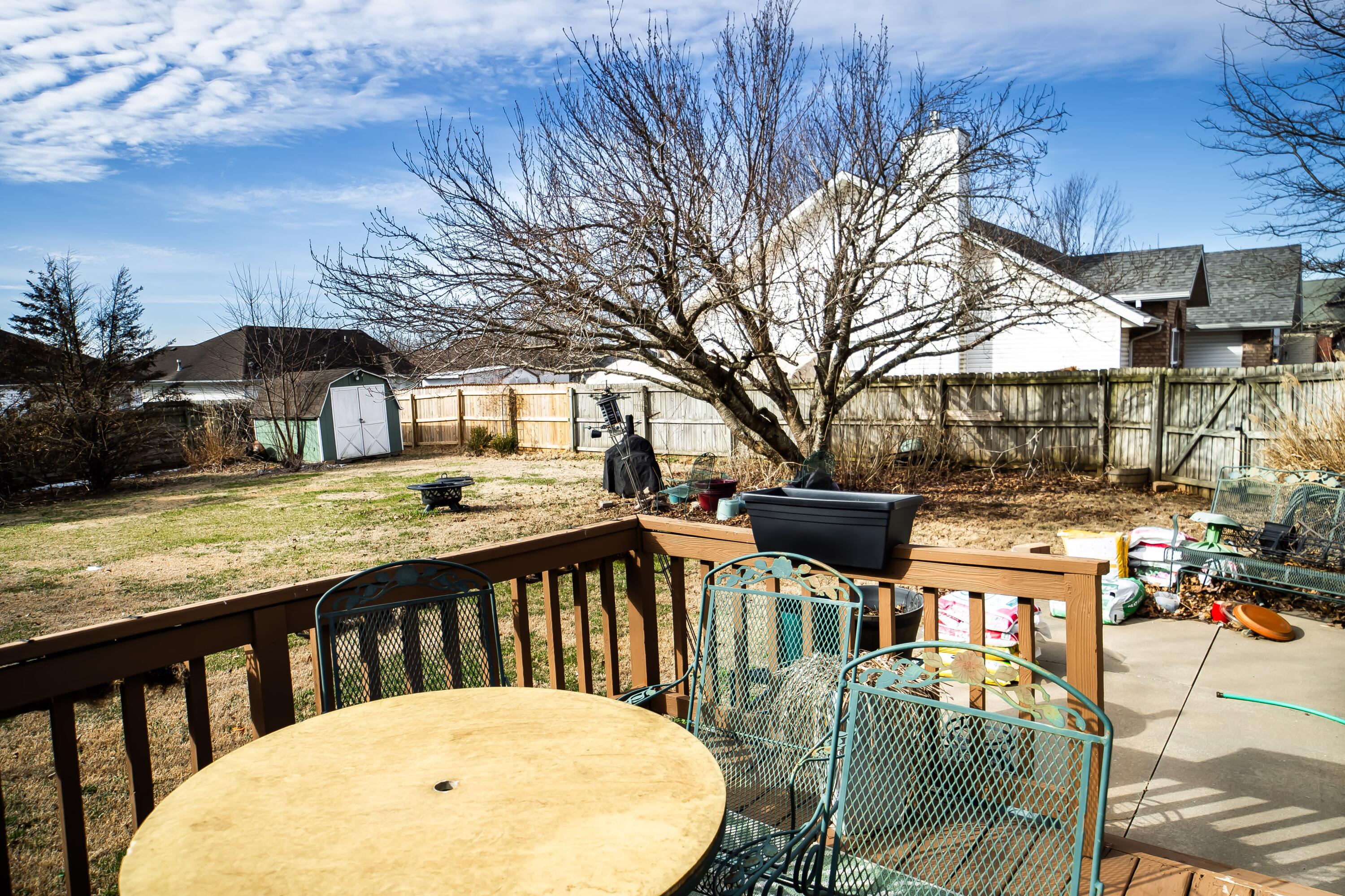 1110 West Thorngate Drive Property Photo 32