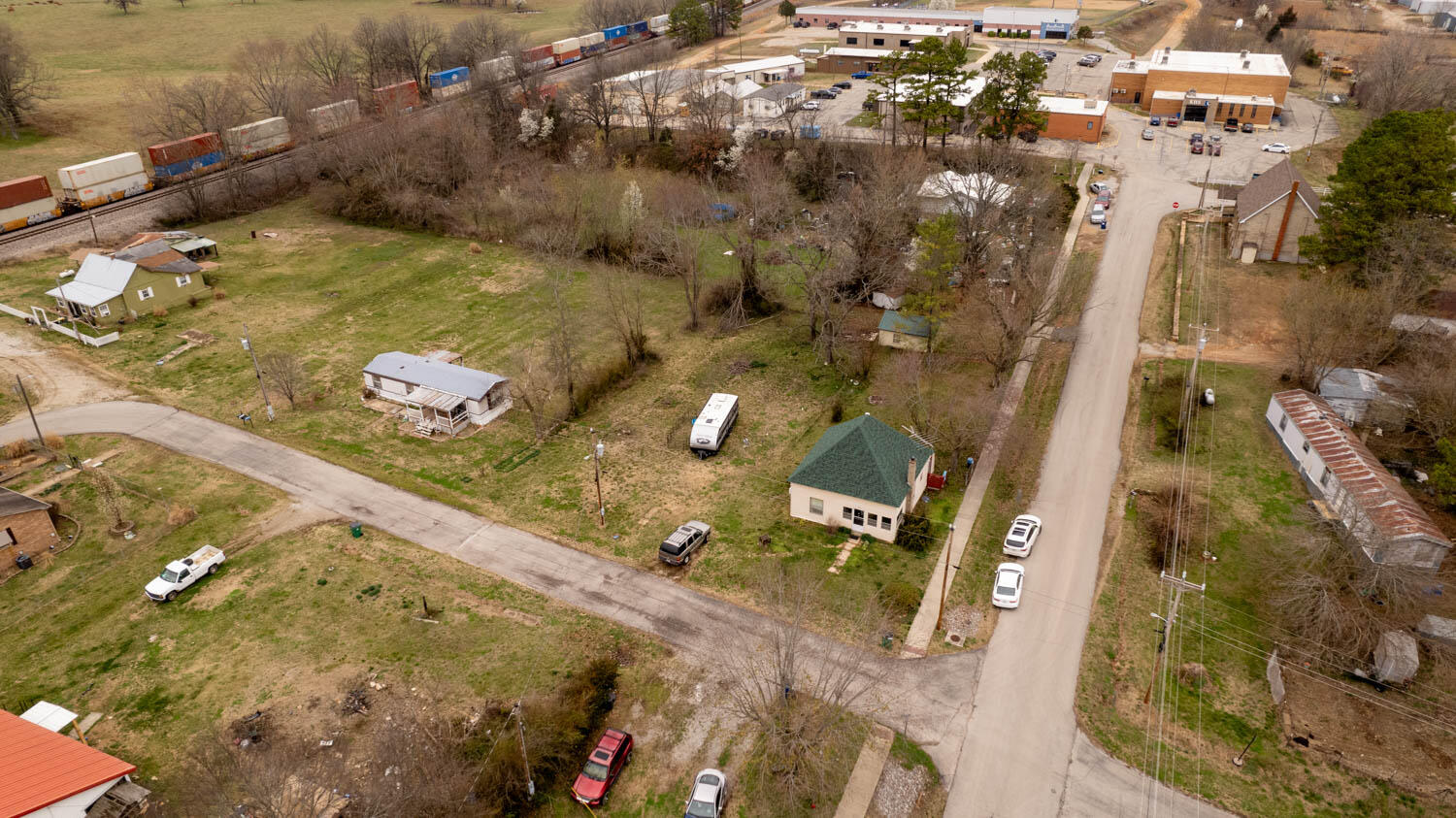200 Forest Street Property Photo 19