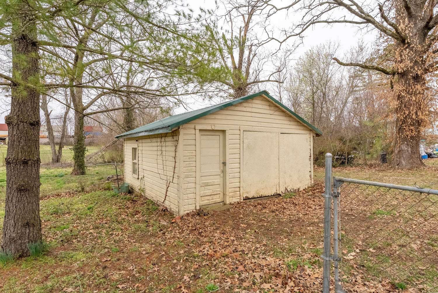200 Forest Street Property Photo 20