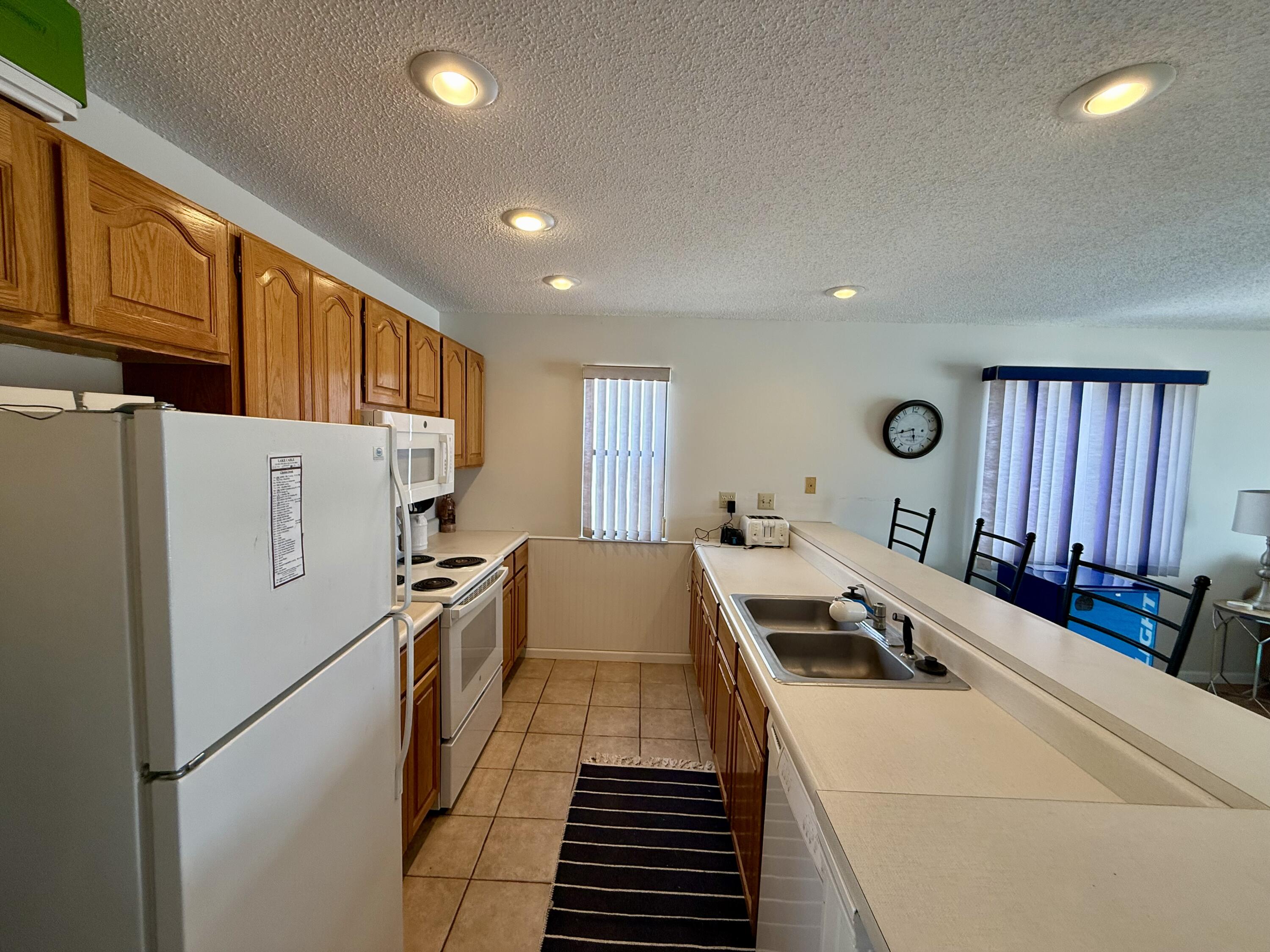 6570 Pelican Drive Property Photo 13