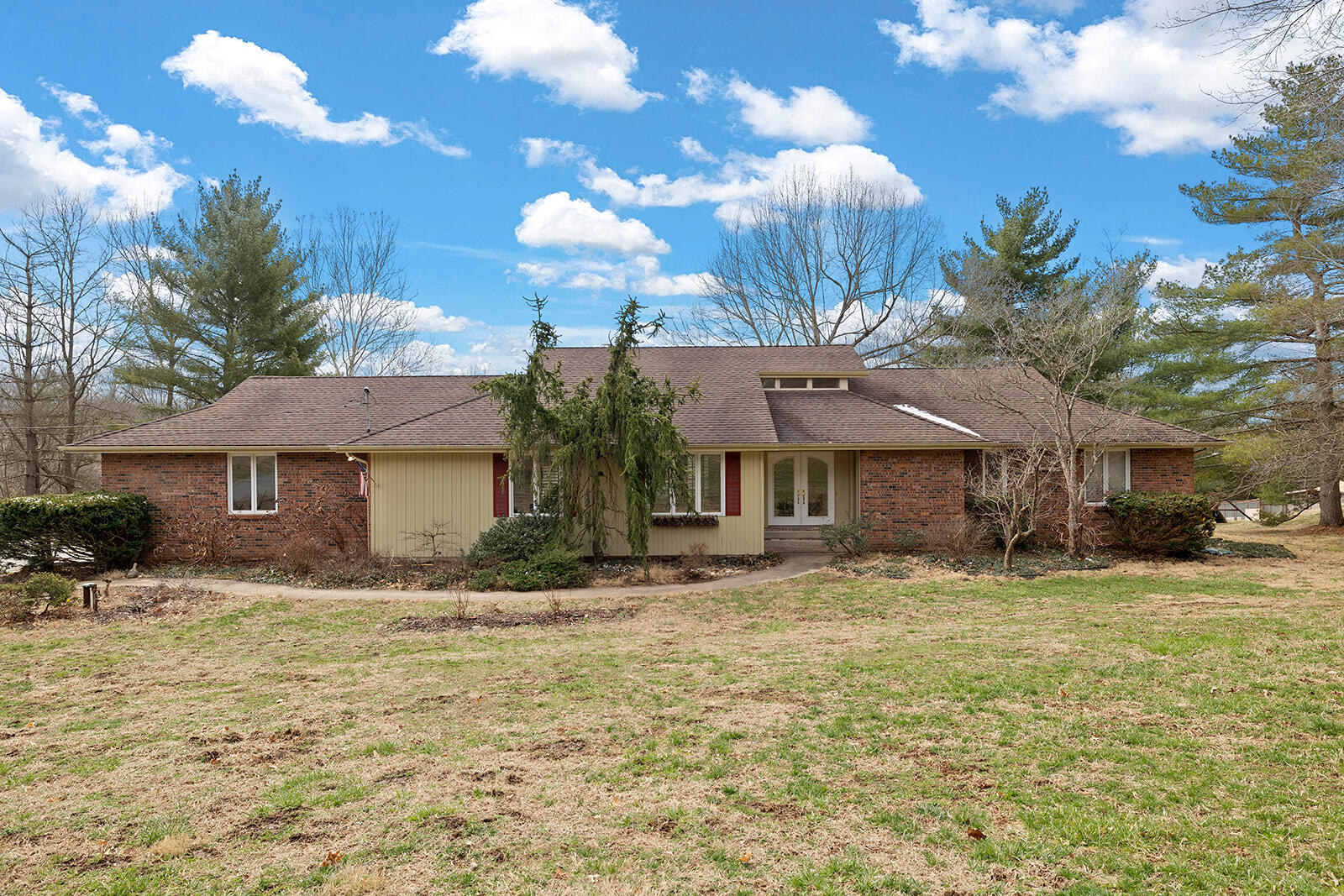 4850 East Royal Drive Property Photo