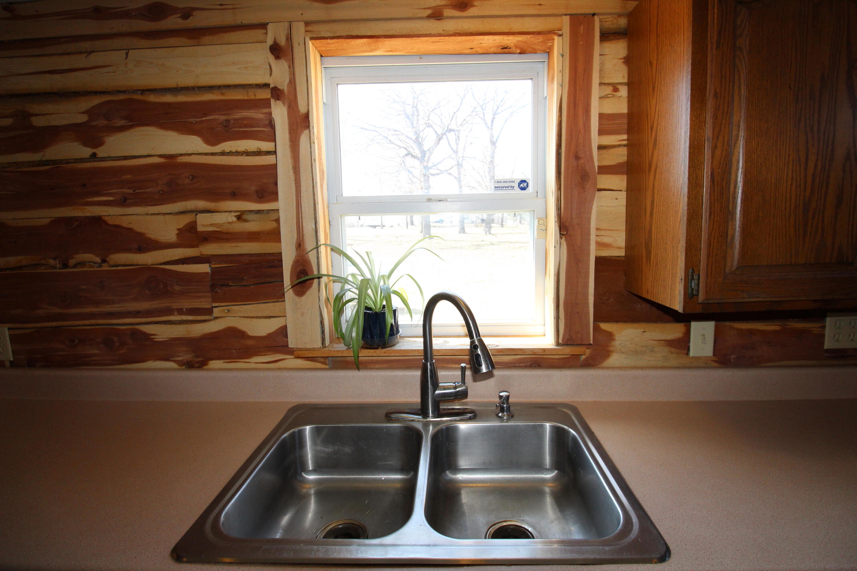 626 East Broadway Street Property Photo 13