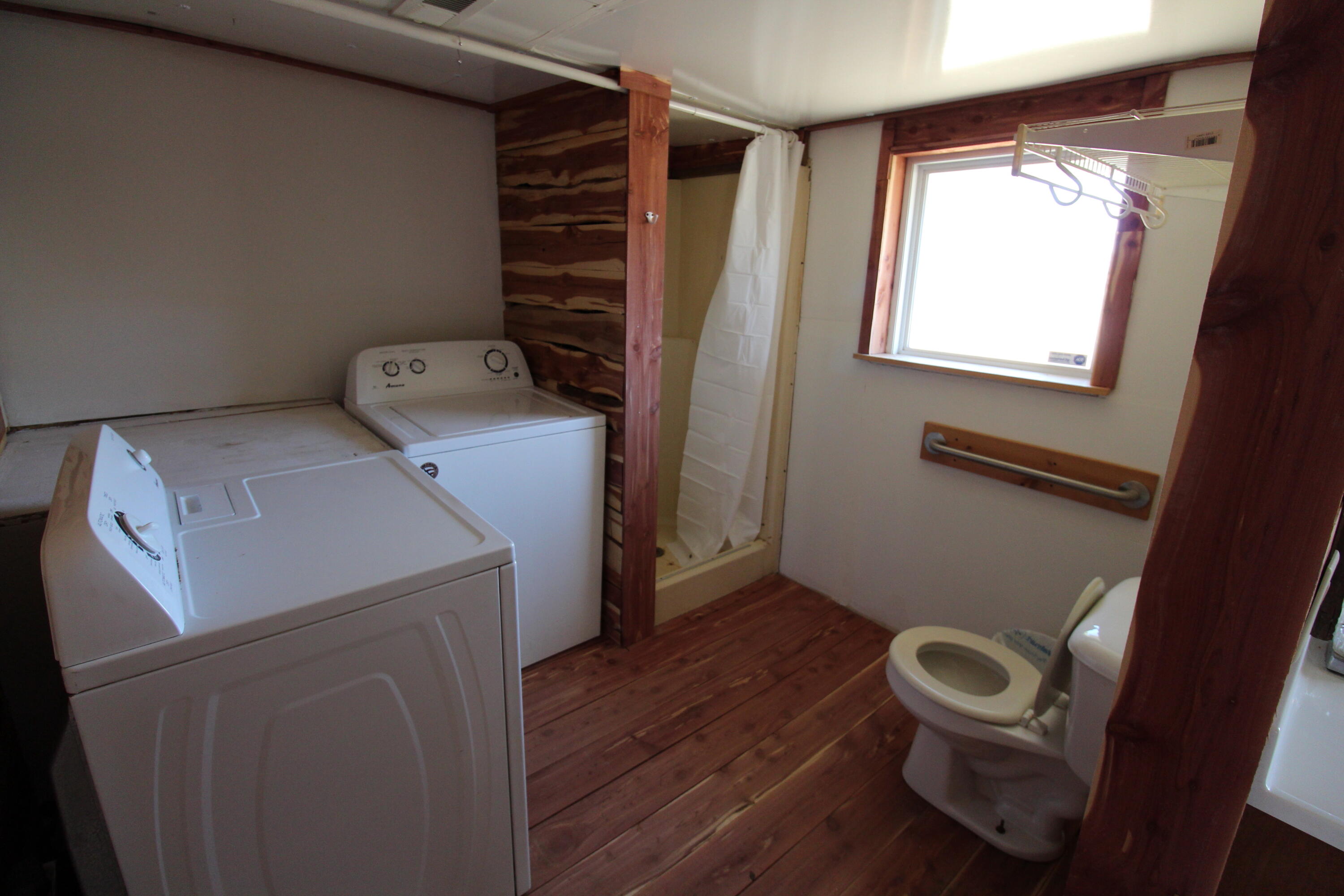 626 East Broadway Street Property Photo 16