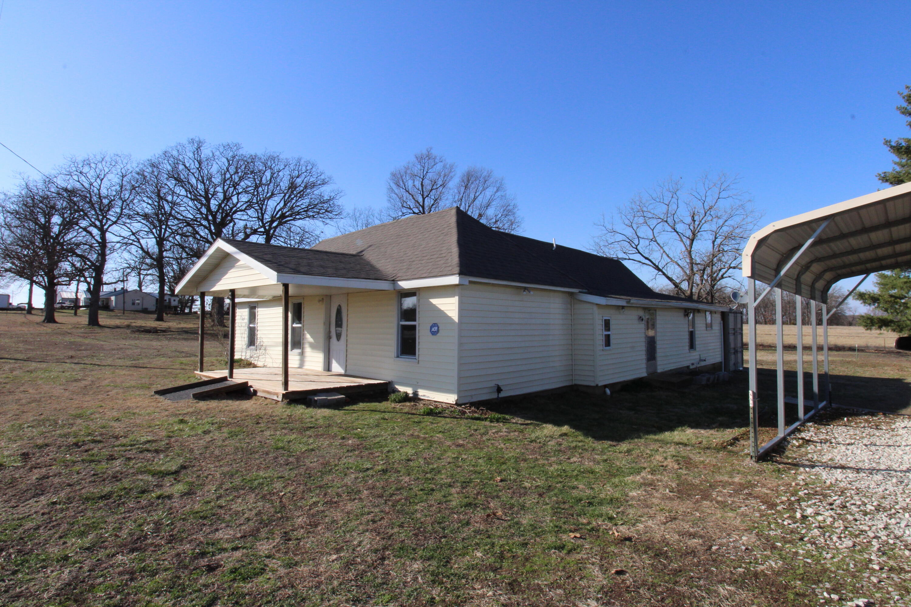 626 East Broadway Street Property Photo 24