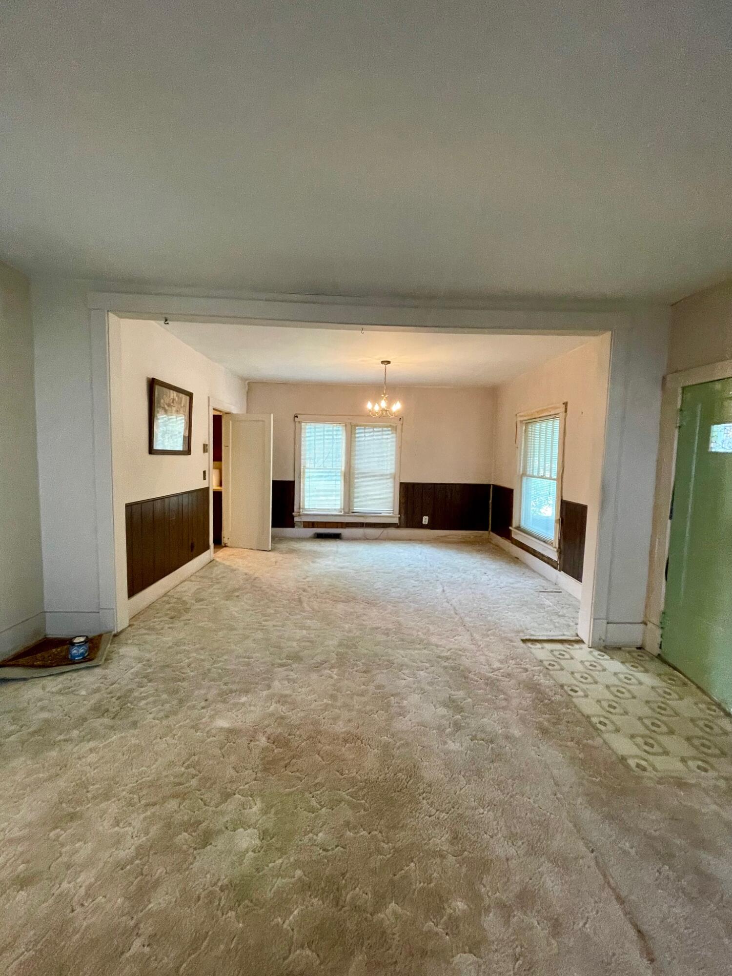 104 North High Street Property Photo 7