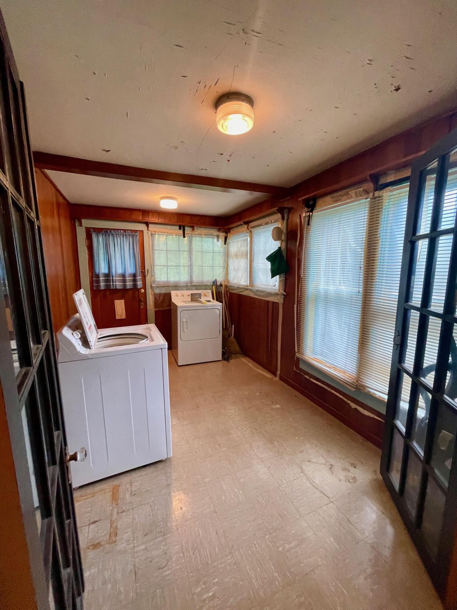104 North High Street Property Photo 12