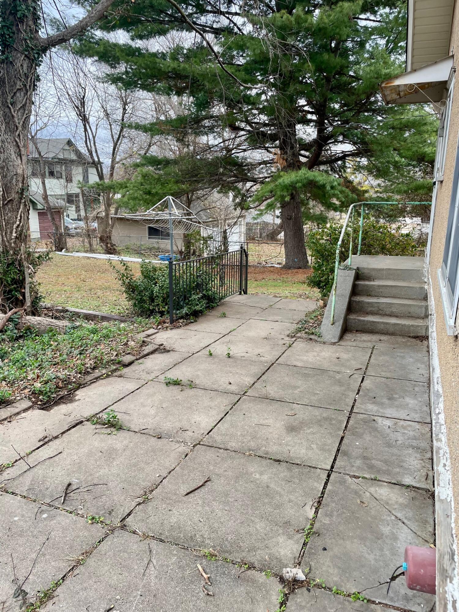 104 North High Street Property Photo 14