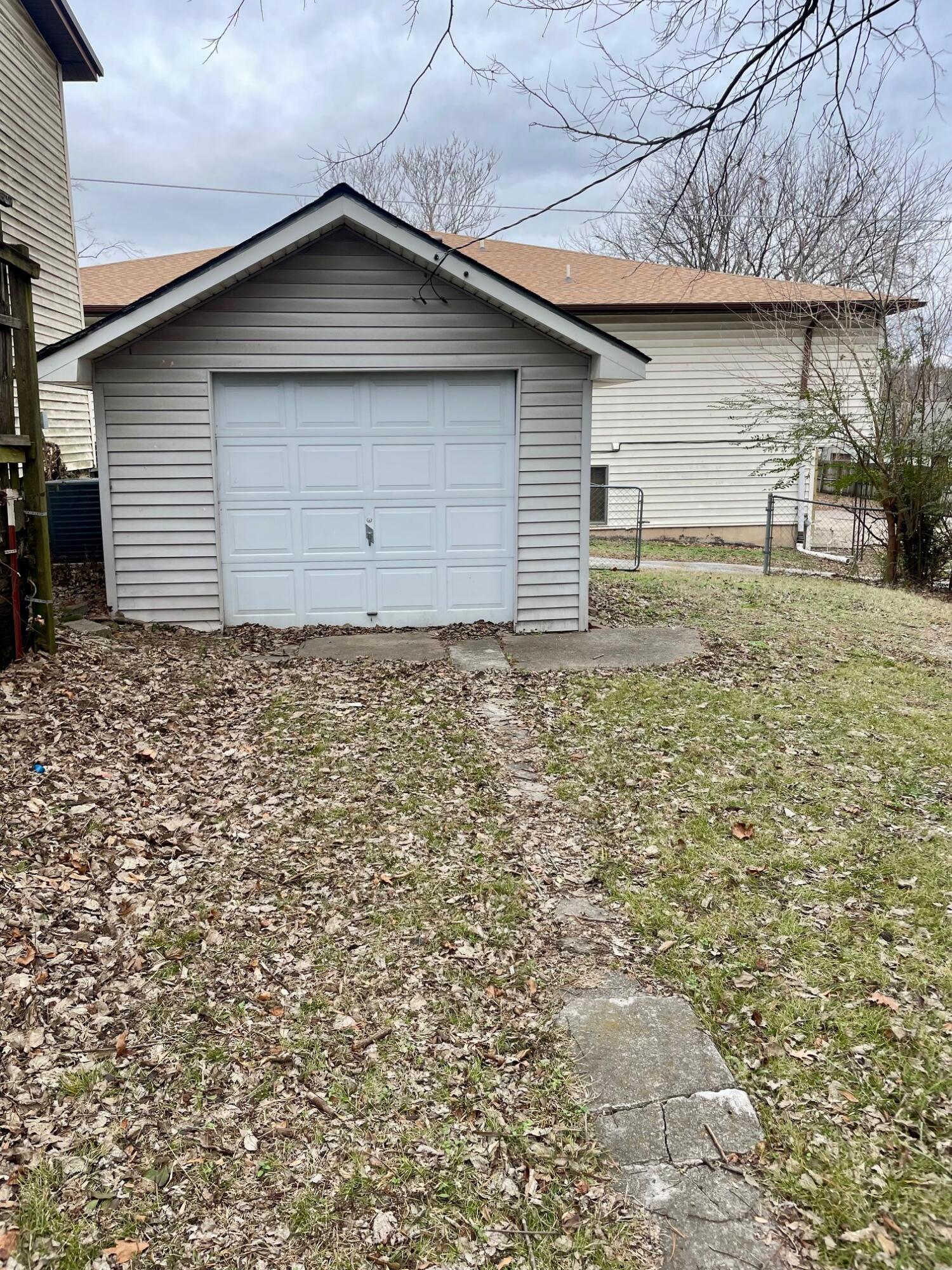 104 North High Street Property Photo 16