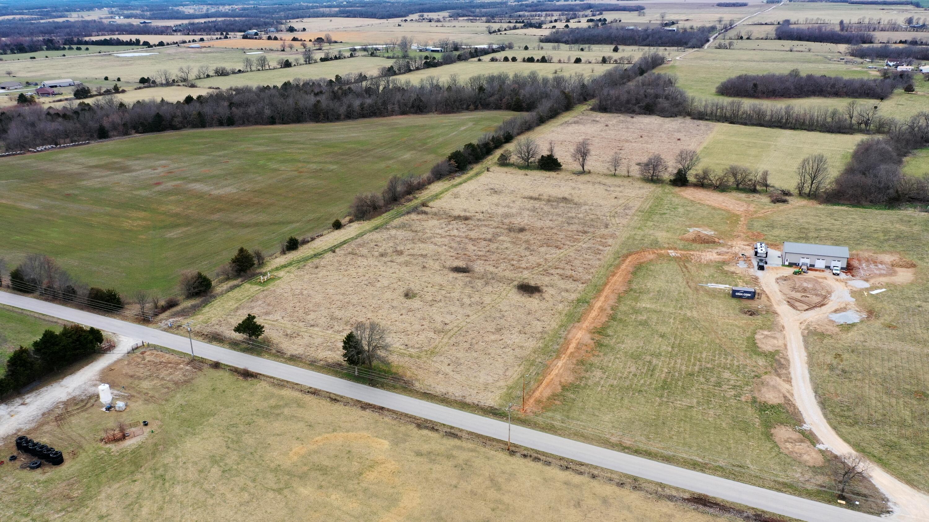 000 North Metzletein Road Property Photo 2