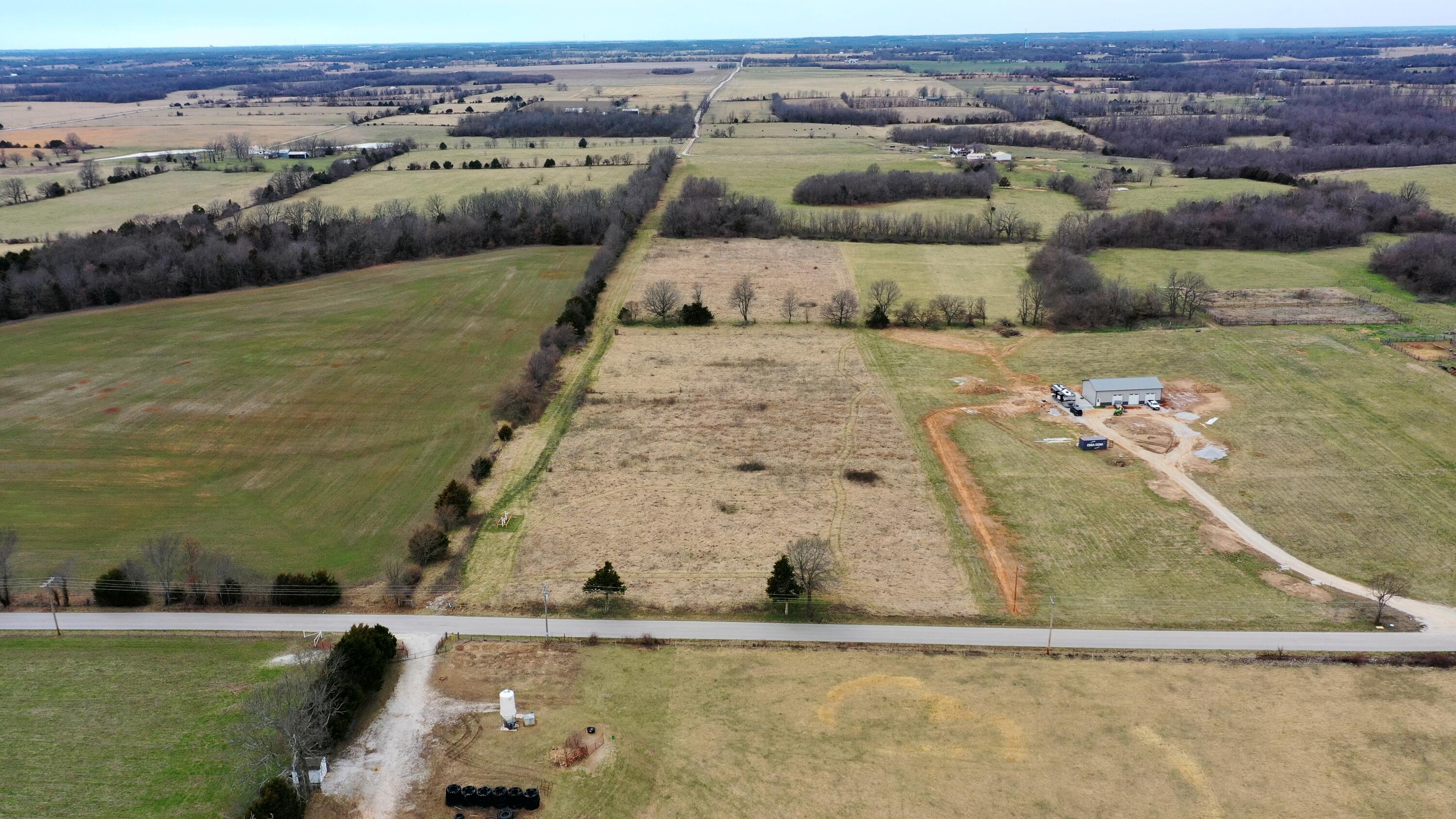 000 North Metzletein Road Property Photo 3