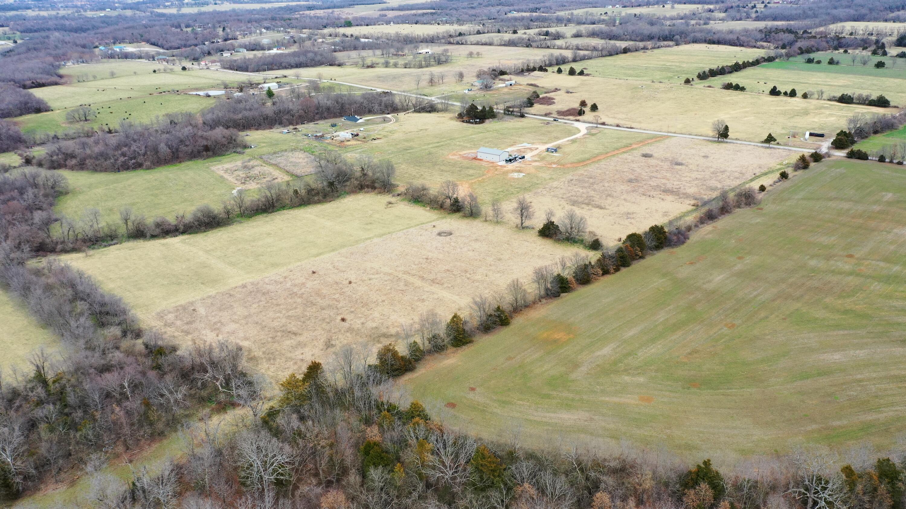000 North Metzletein Road Property Photo 9
