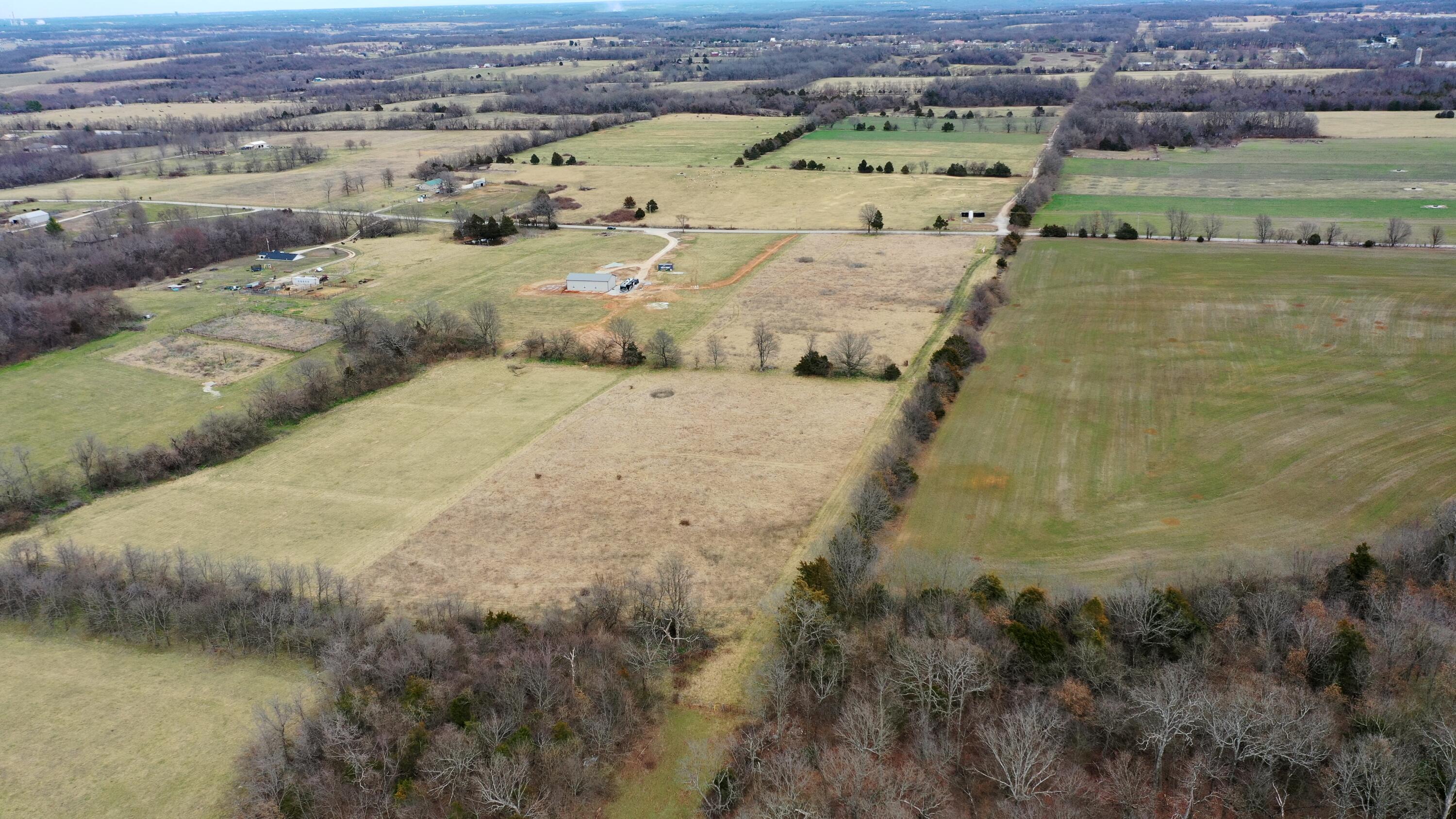 000 North Metzletein Road Property Photo 10