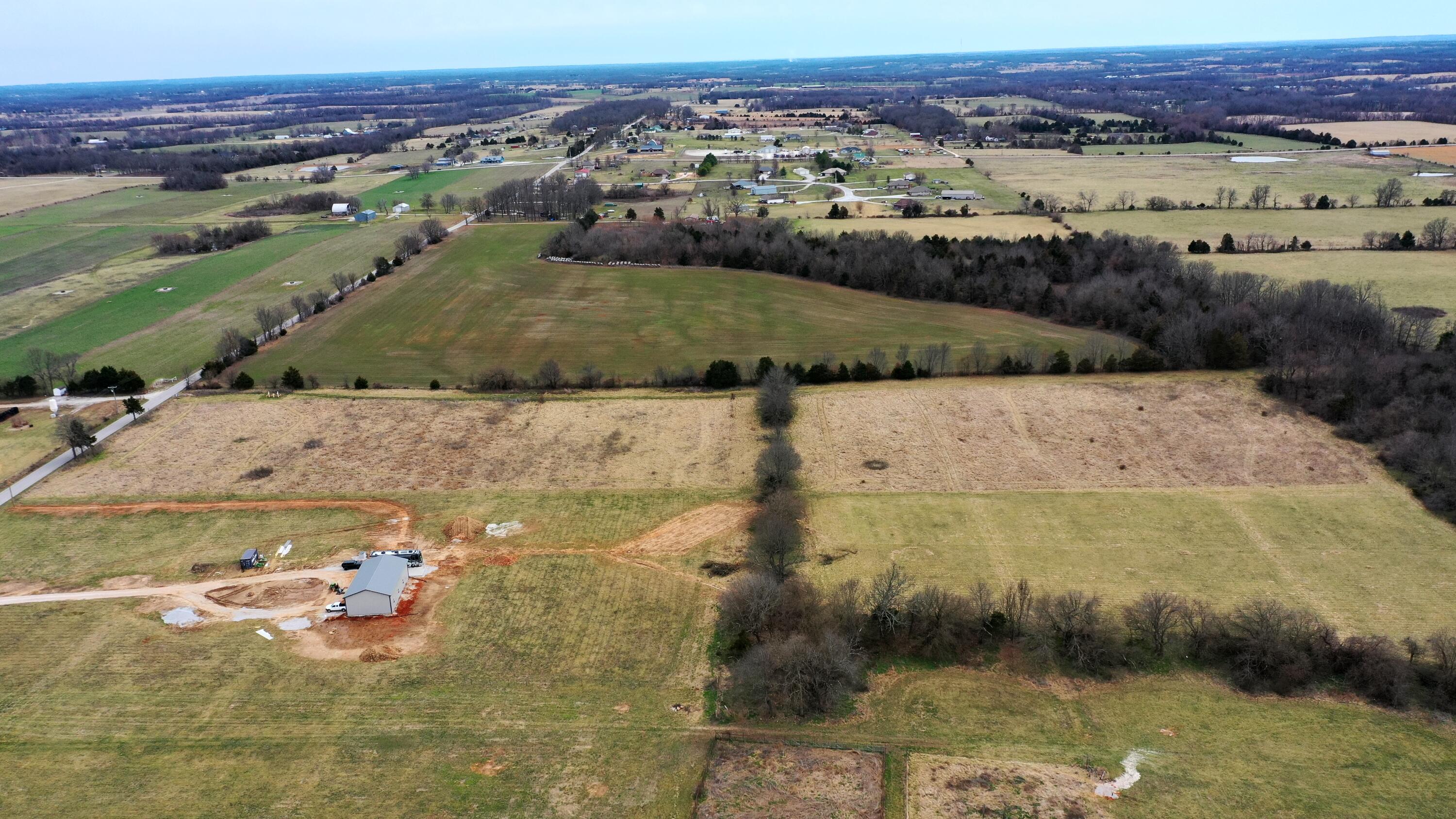 000 North Metzletein Road Property Photo 14
