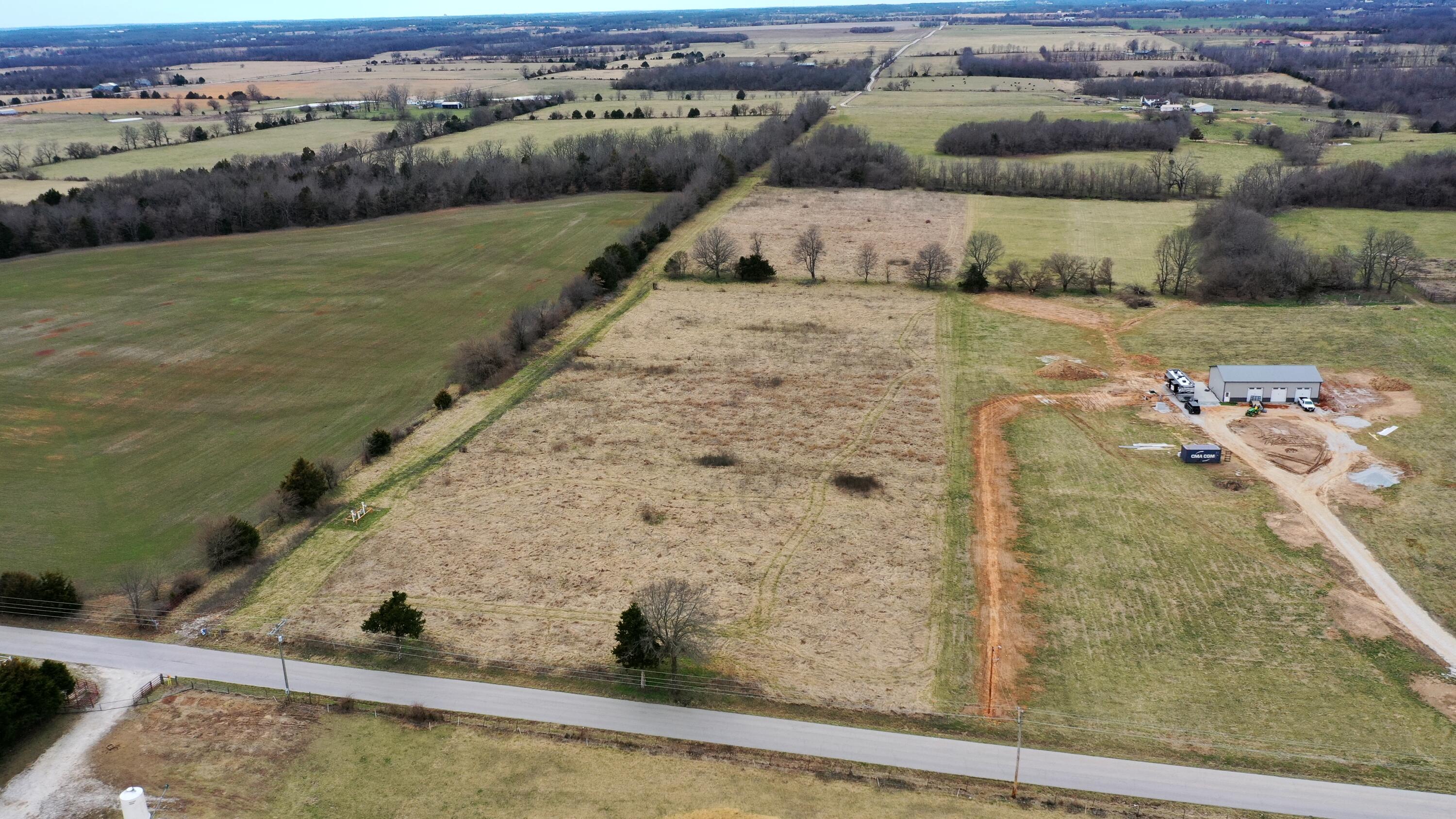 000 North Metzletein Road Property Photo 16