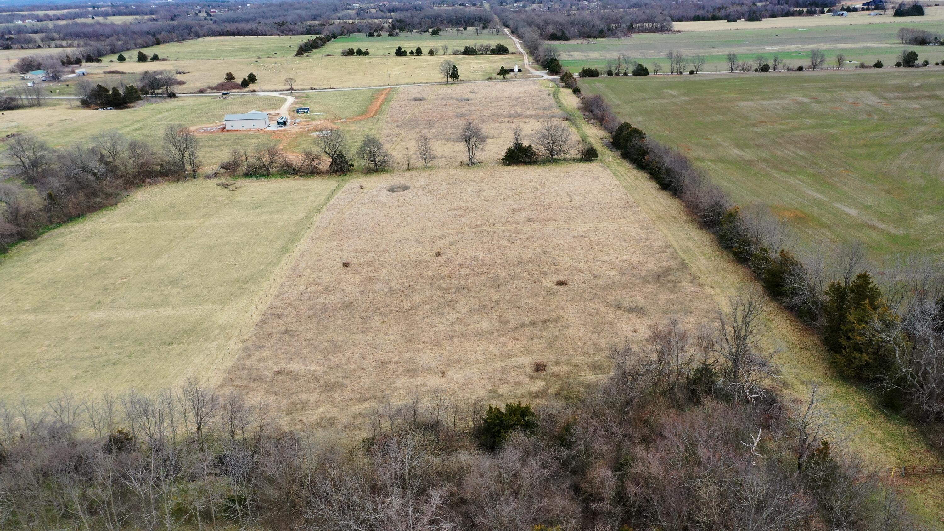 000 North Metzletein Road Property Photo 17