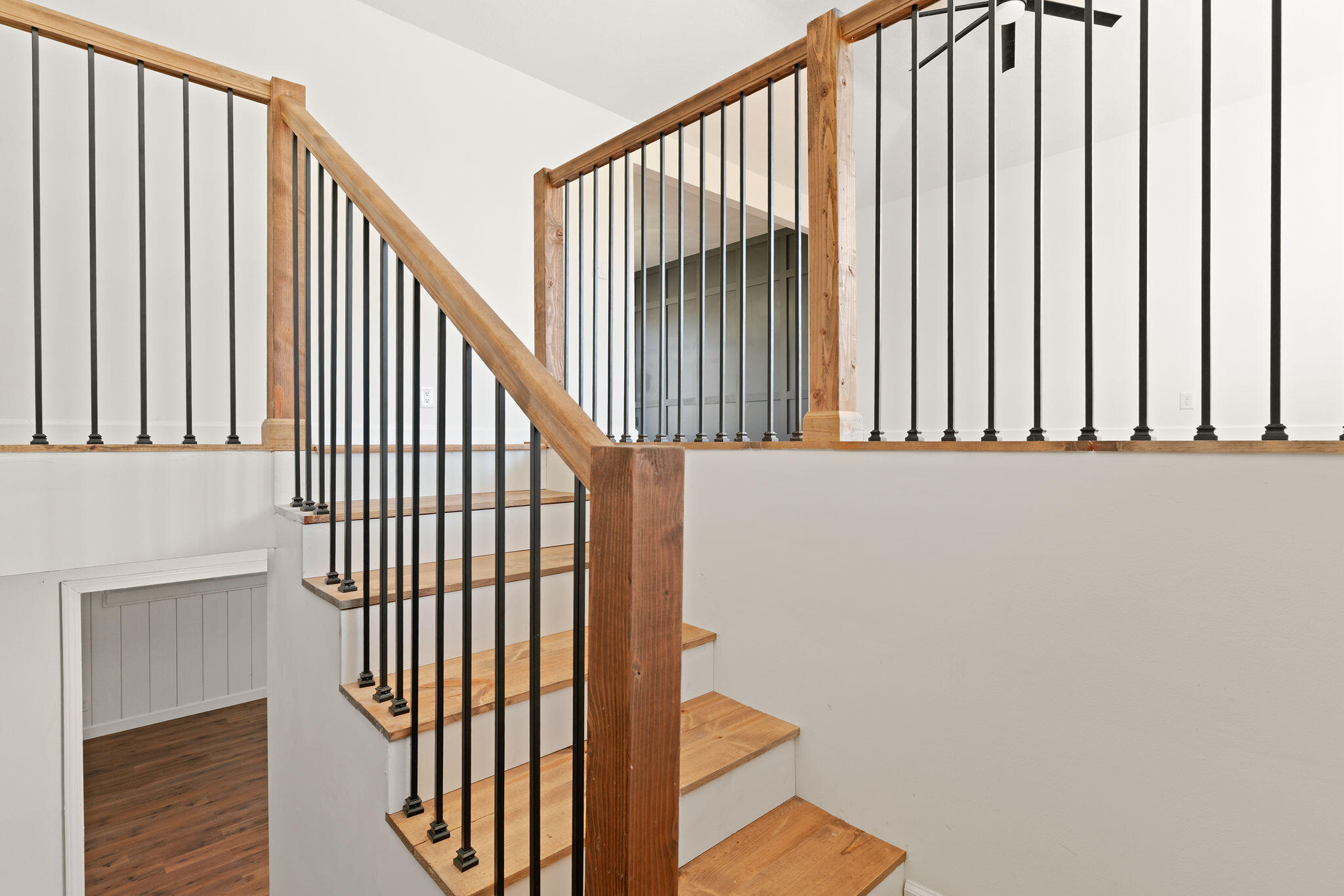 1273 East Briar Street Property Photo 5