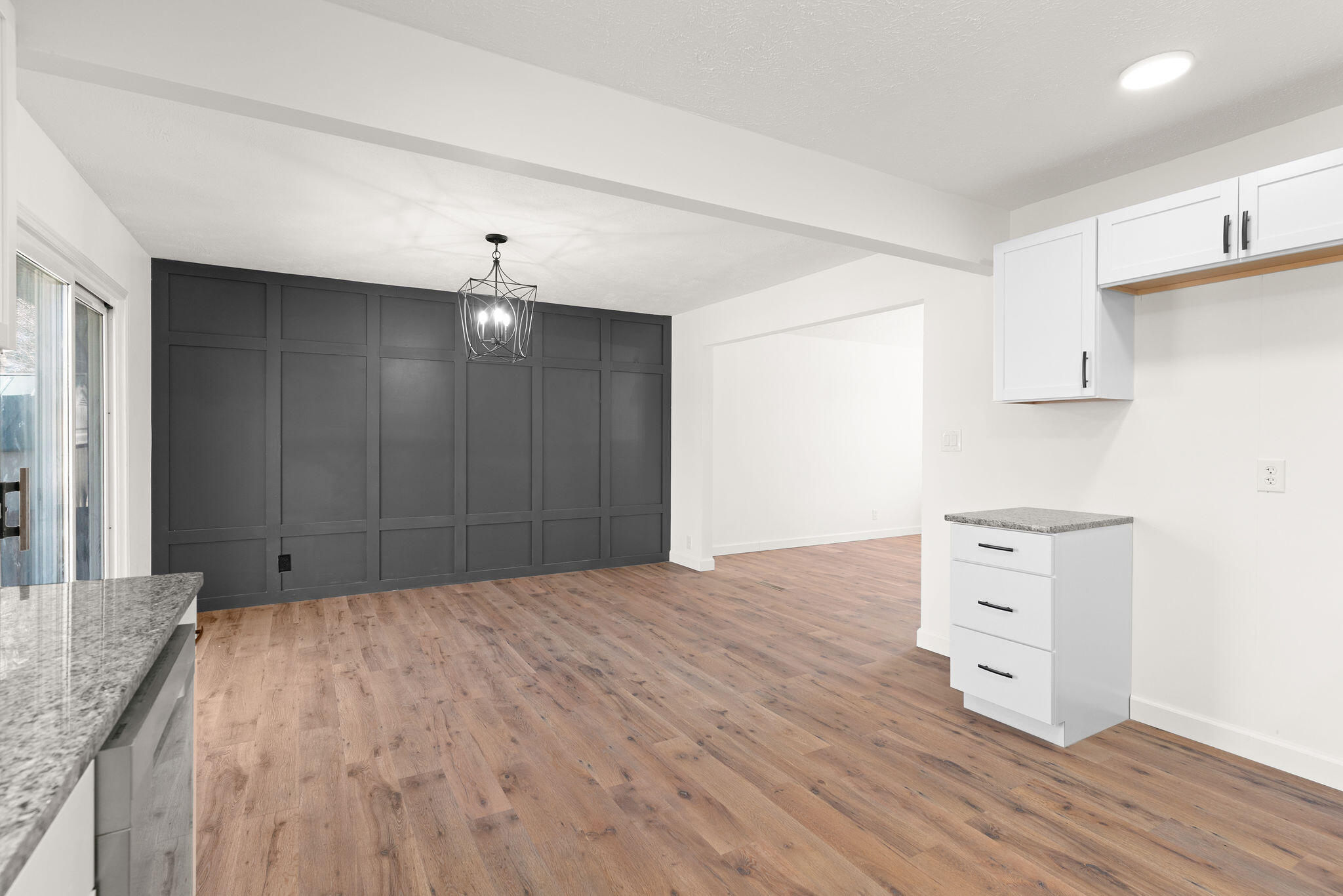 1273 East Briar Street Property Photo 13