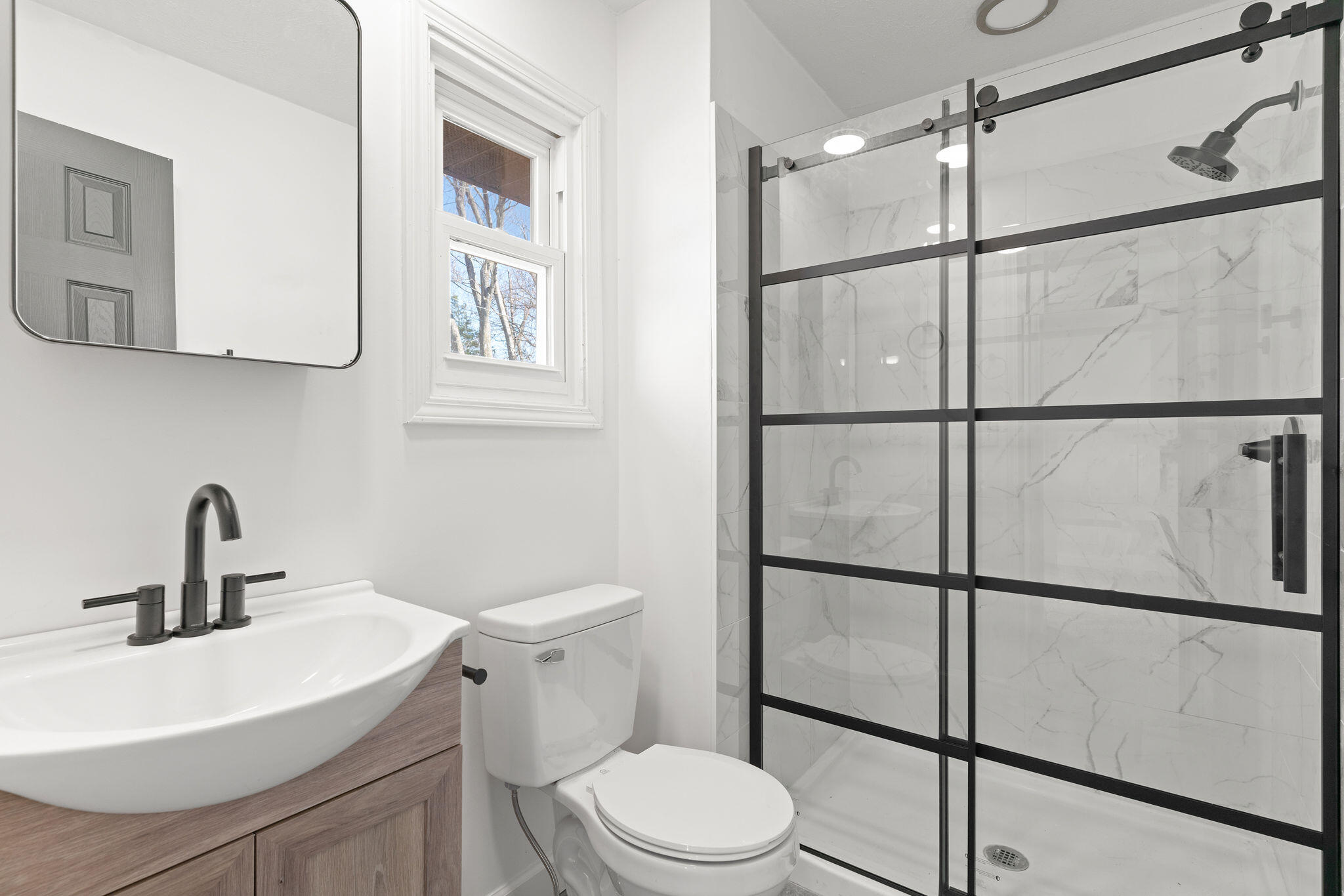 1273 East Briar Street Property Photo 16