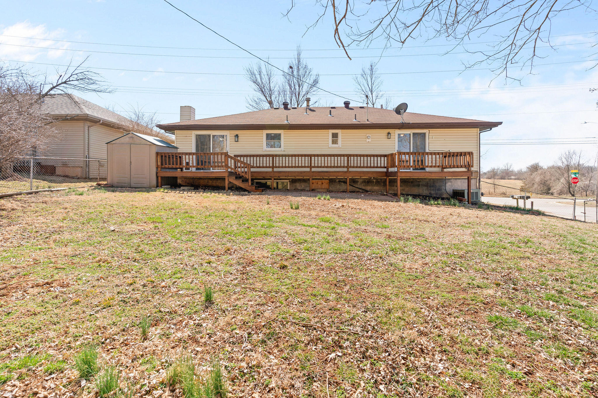 1273 East Briar Street Property Photo 31