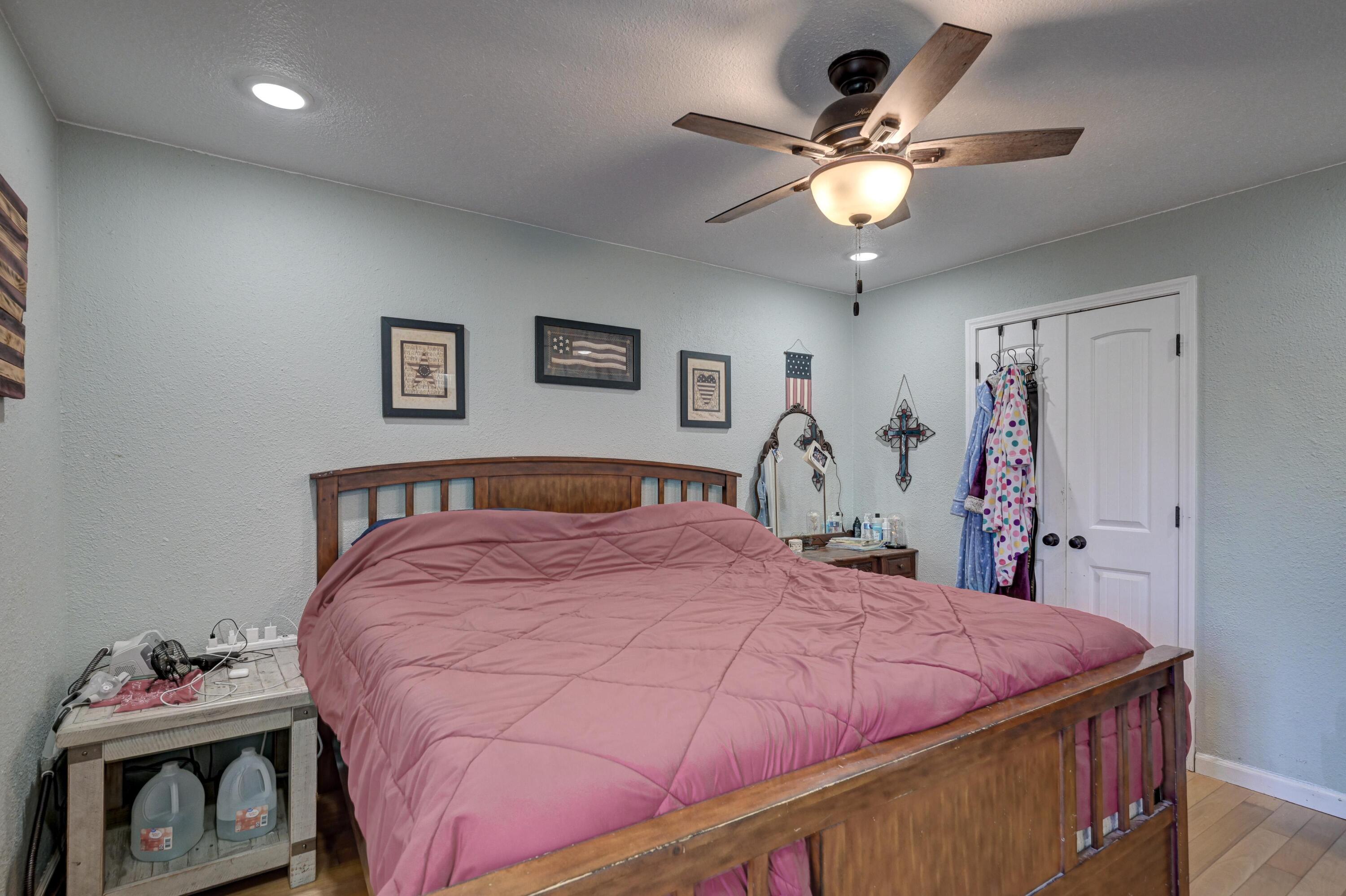 646 North Random Road Property Photo 9