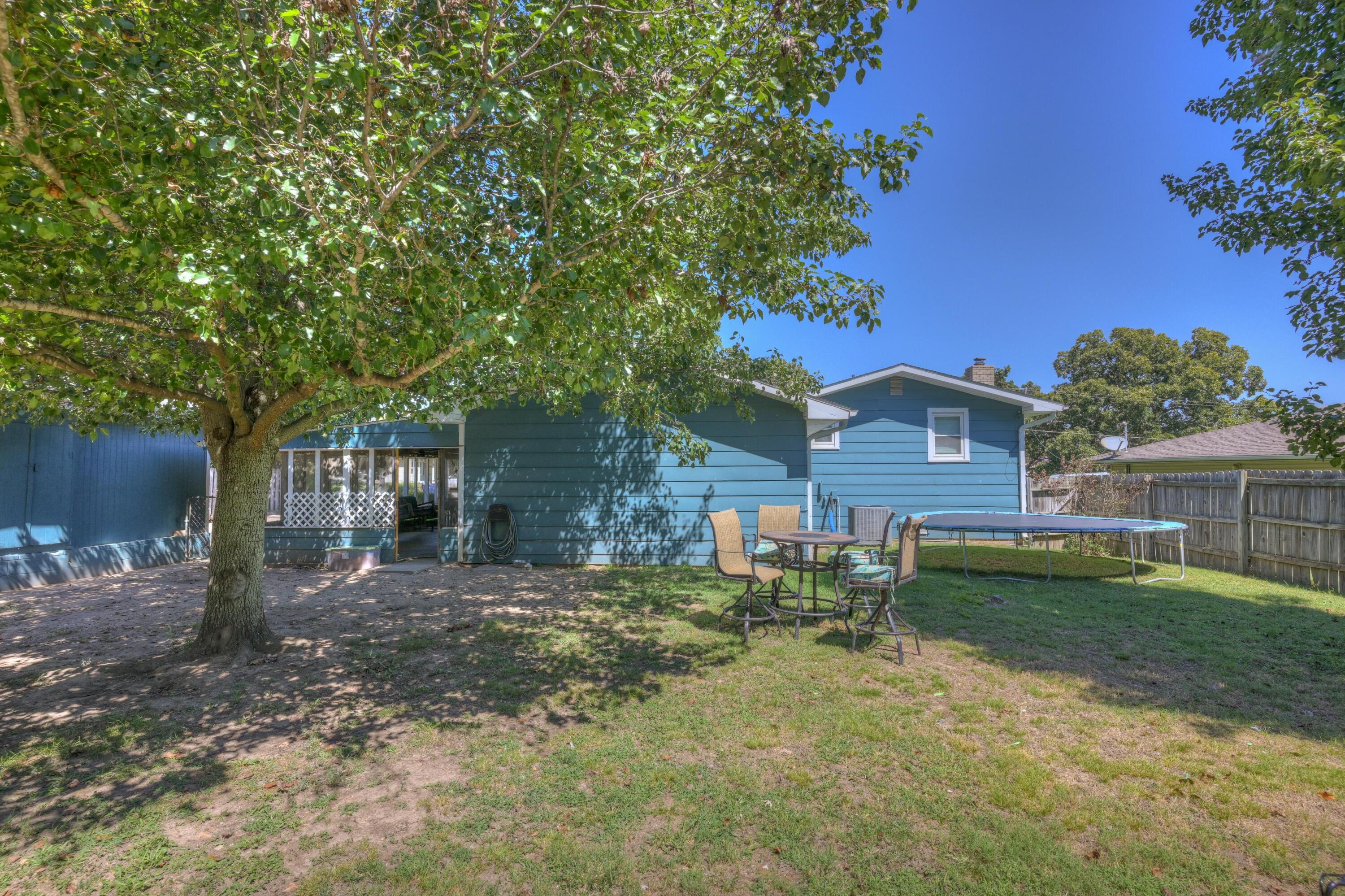 646 North Random Road Property Photo 55