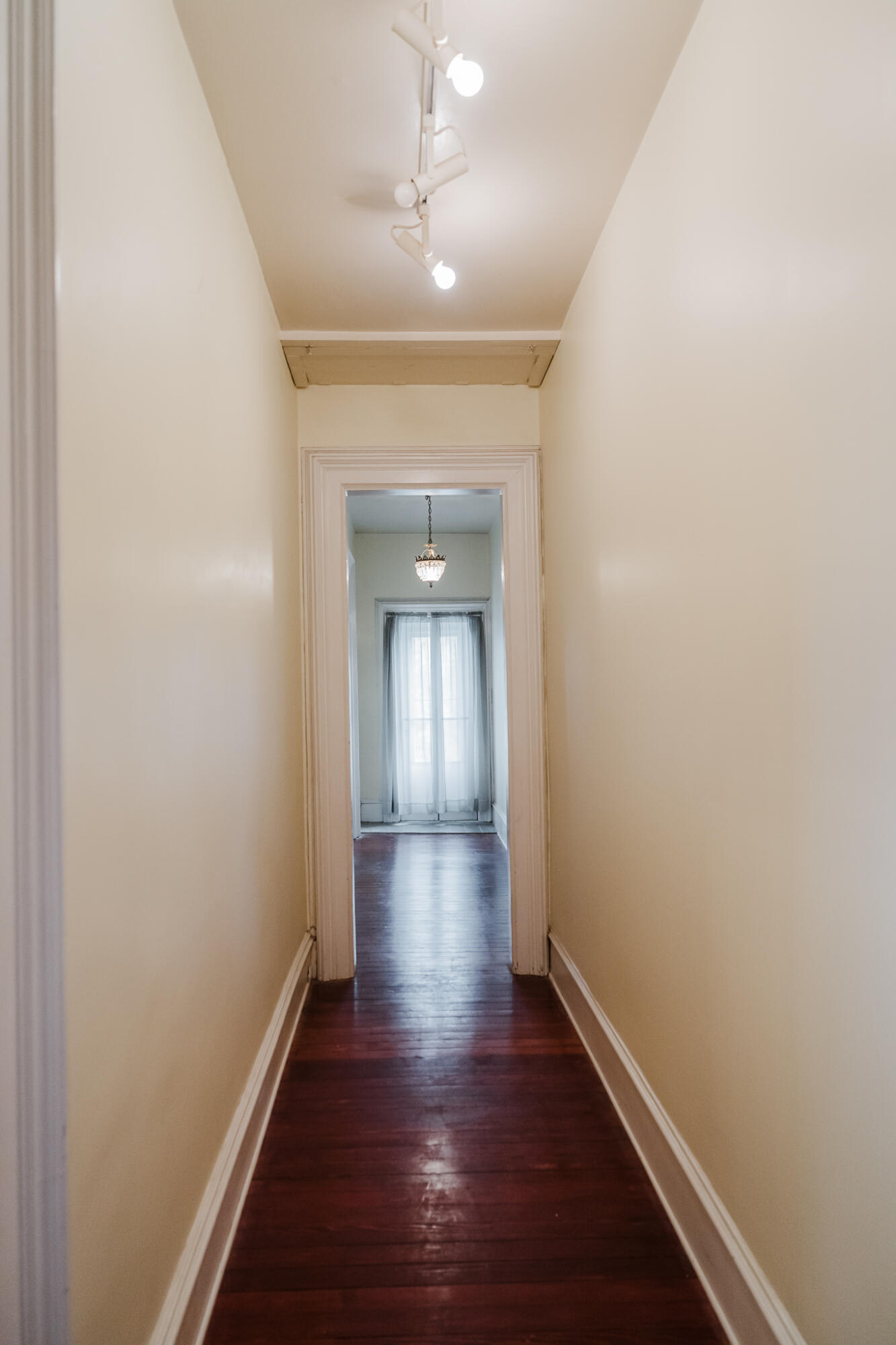 505 North Walnut Street Property Photo 31