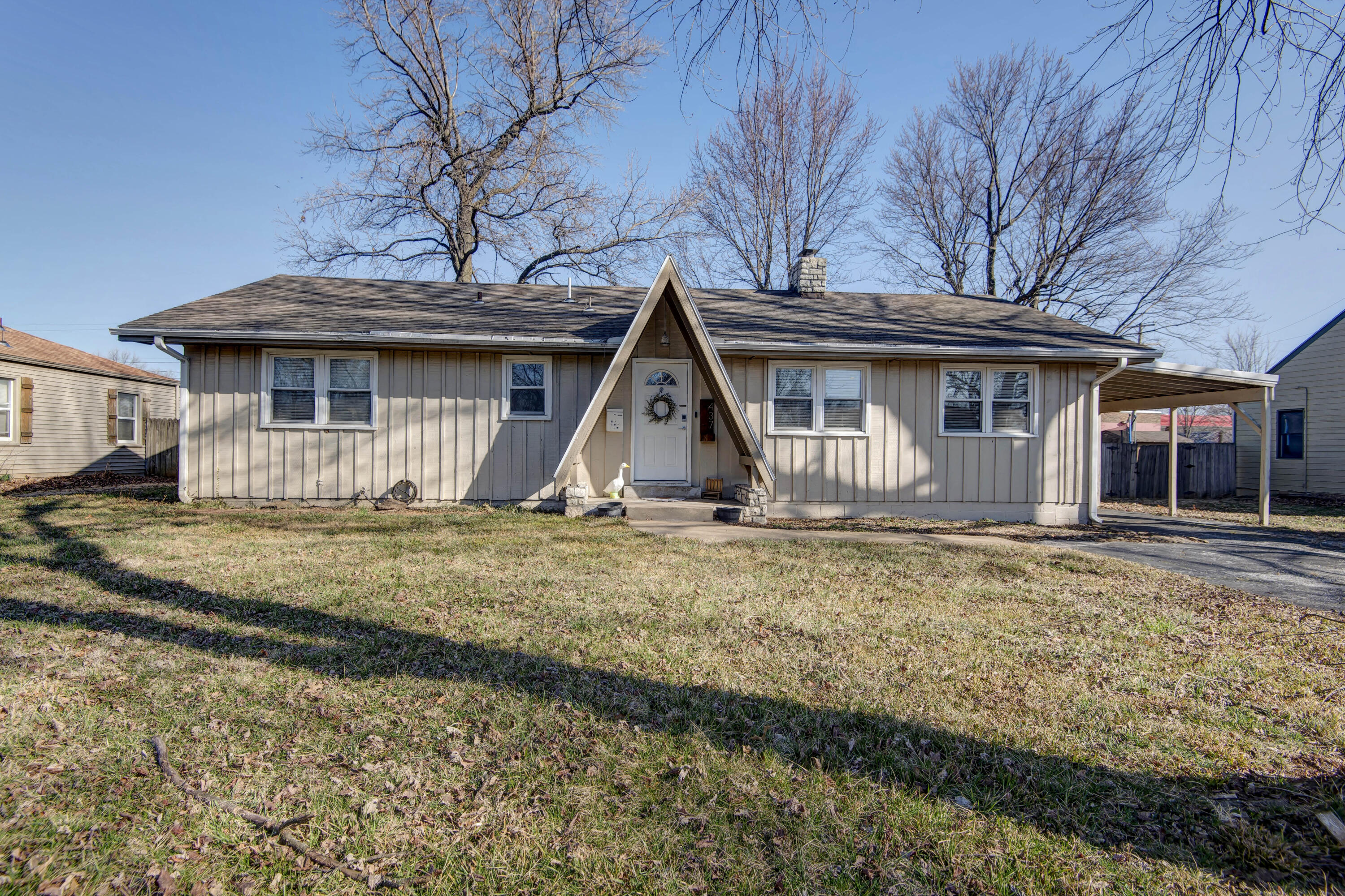 437 West Silsby Street Property Photo