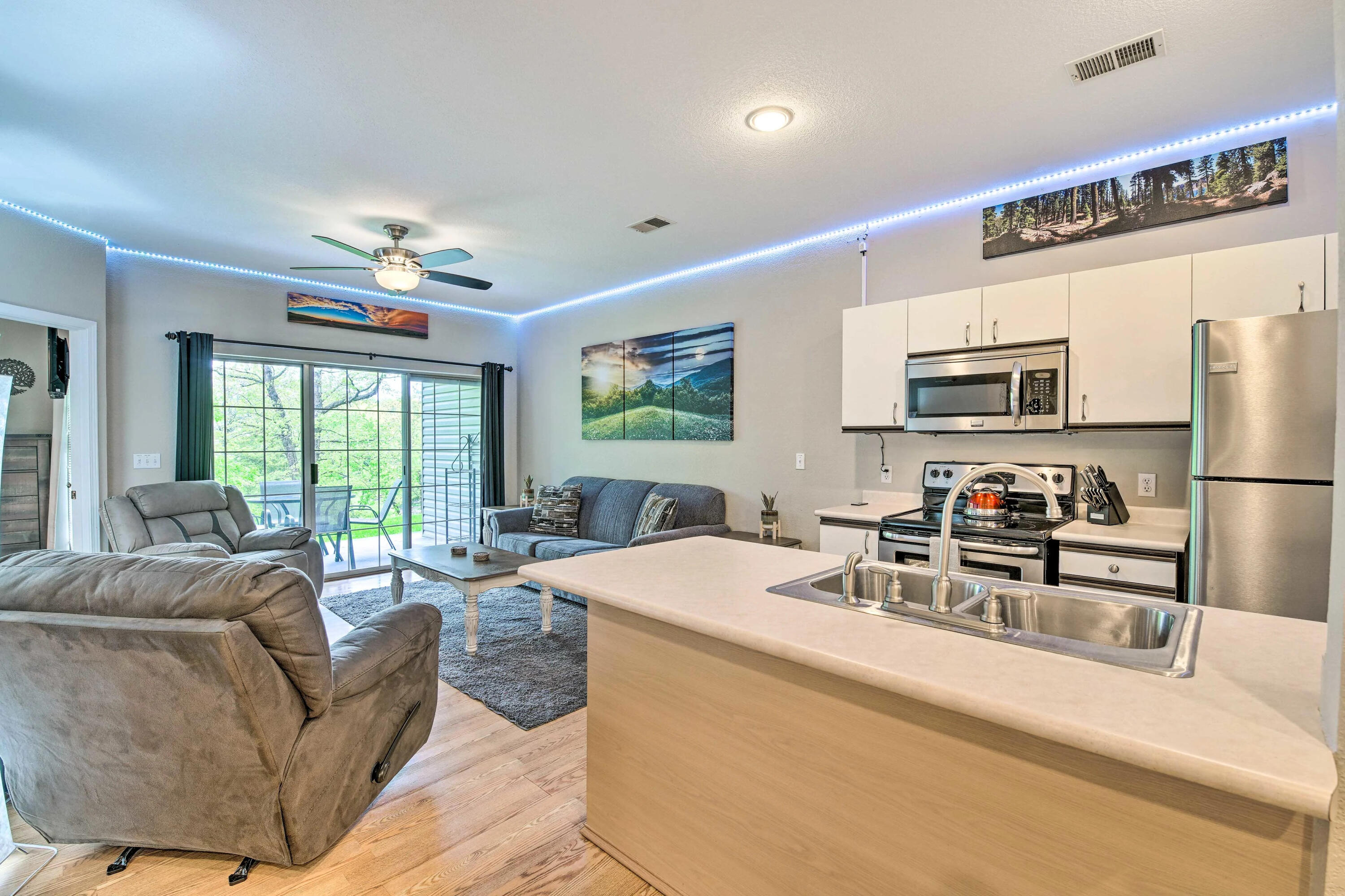 813 Holiday Ridge Property Photo