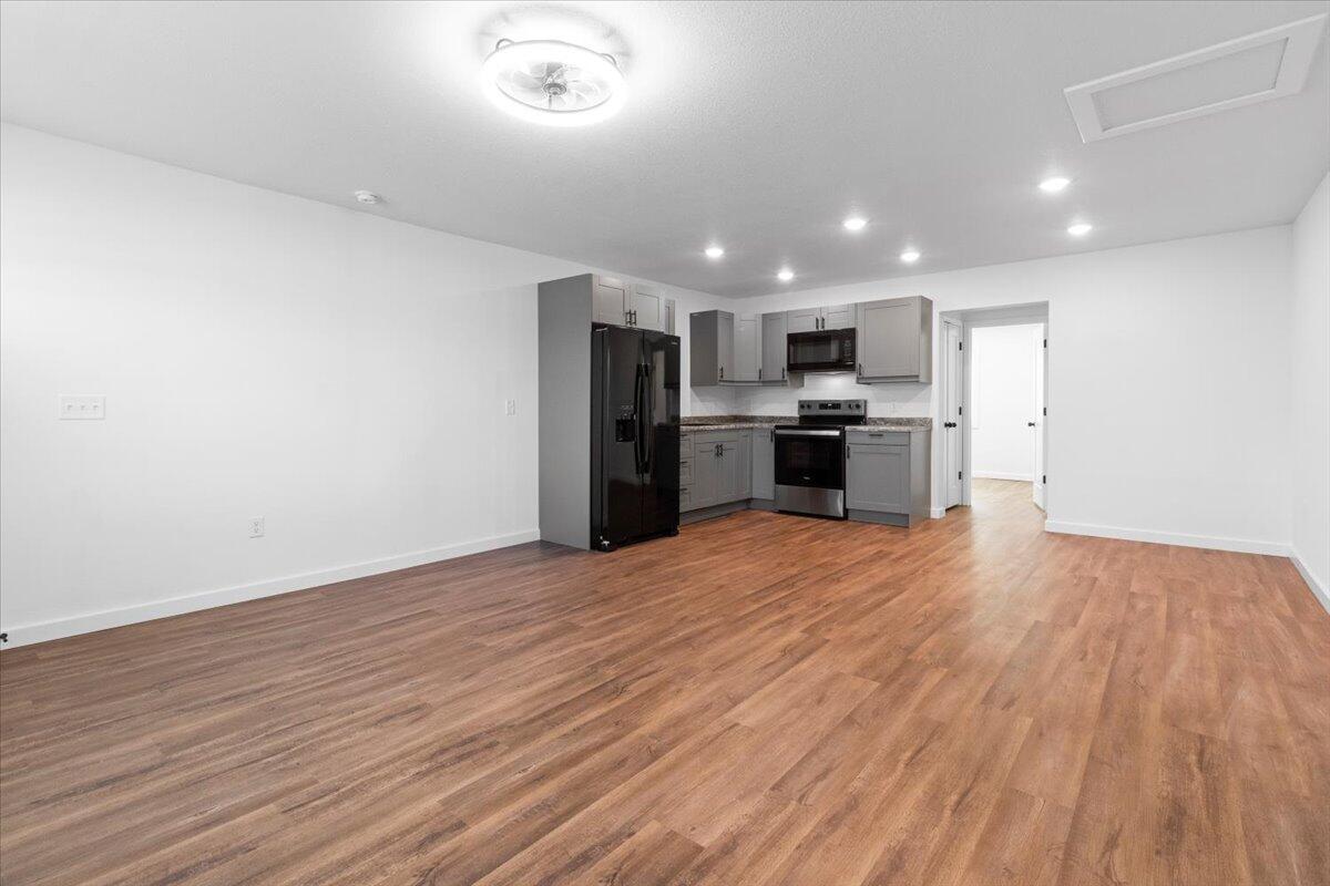 515 Nebraska Avenue Property Photo 5