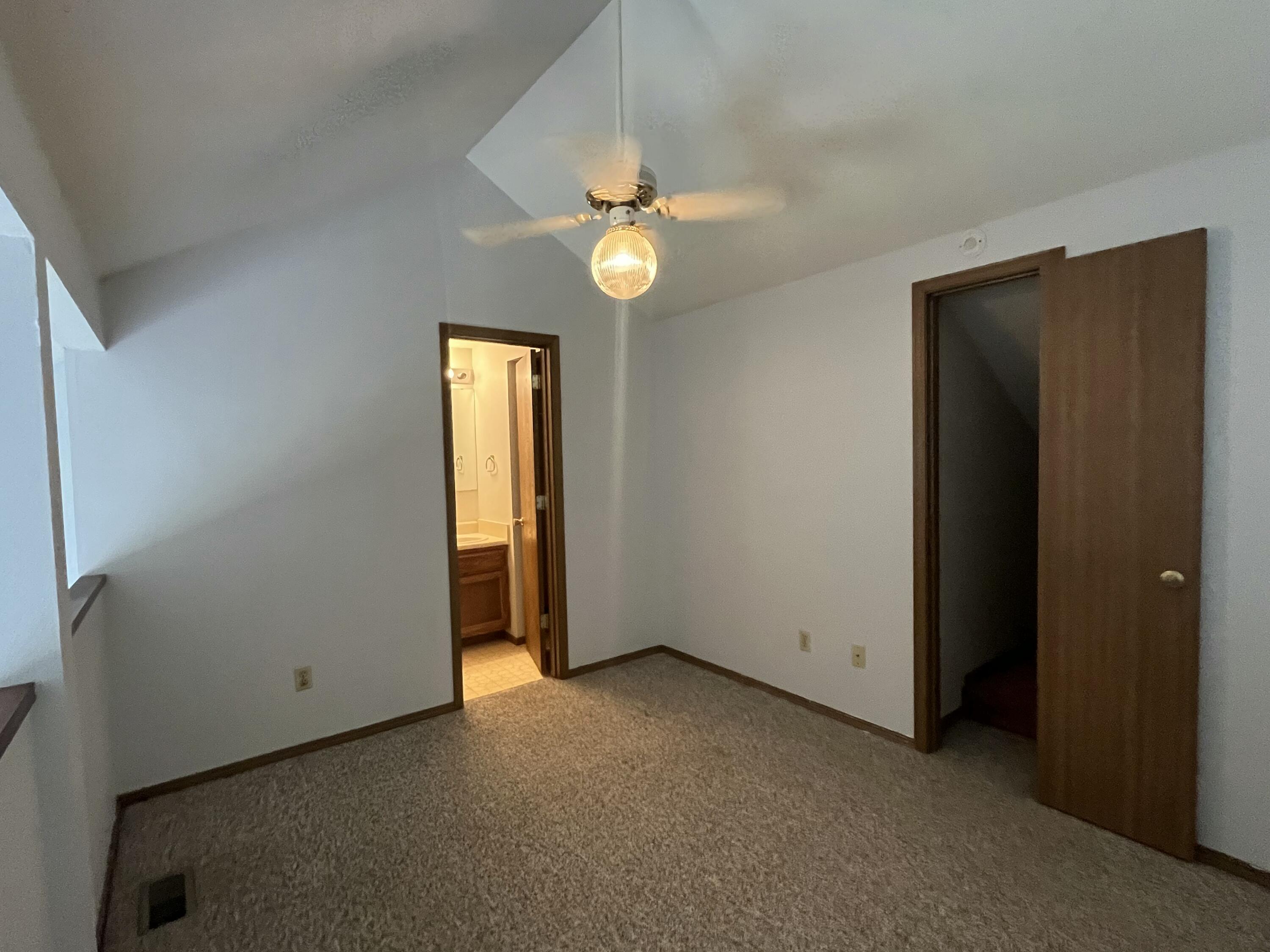 28 Fall Creek Drive Property Photo 15