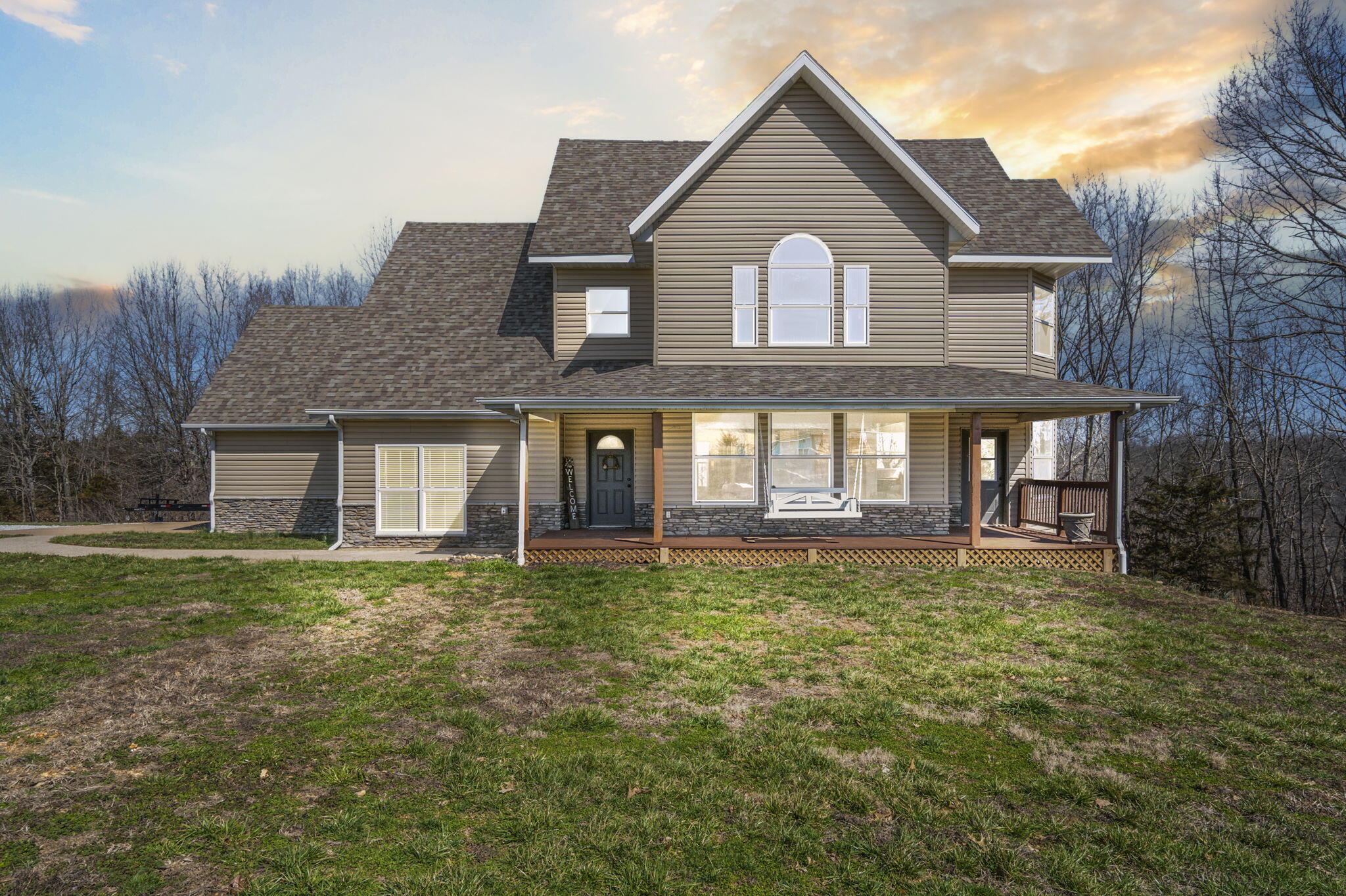 996 Seveno Ridge Road Property Photo 1