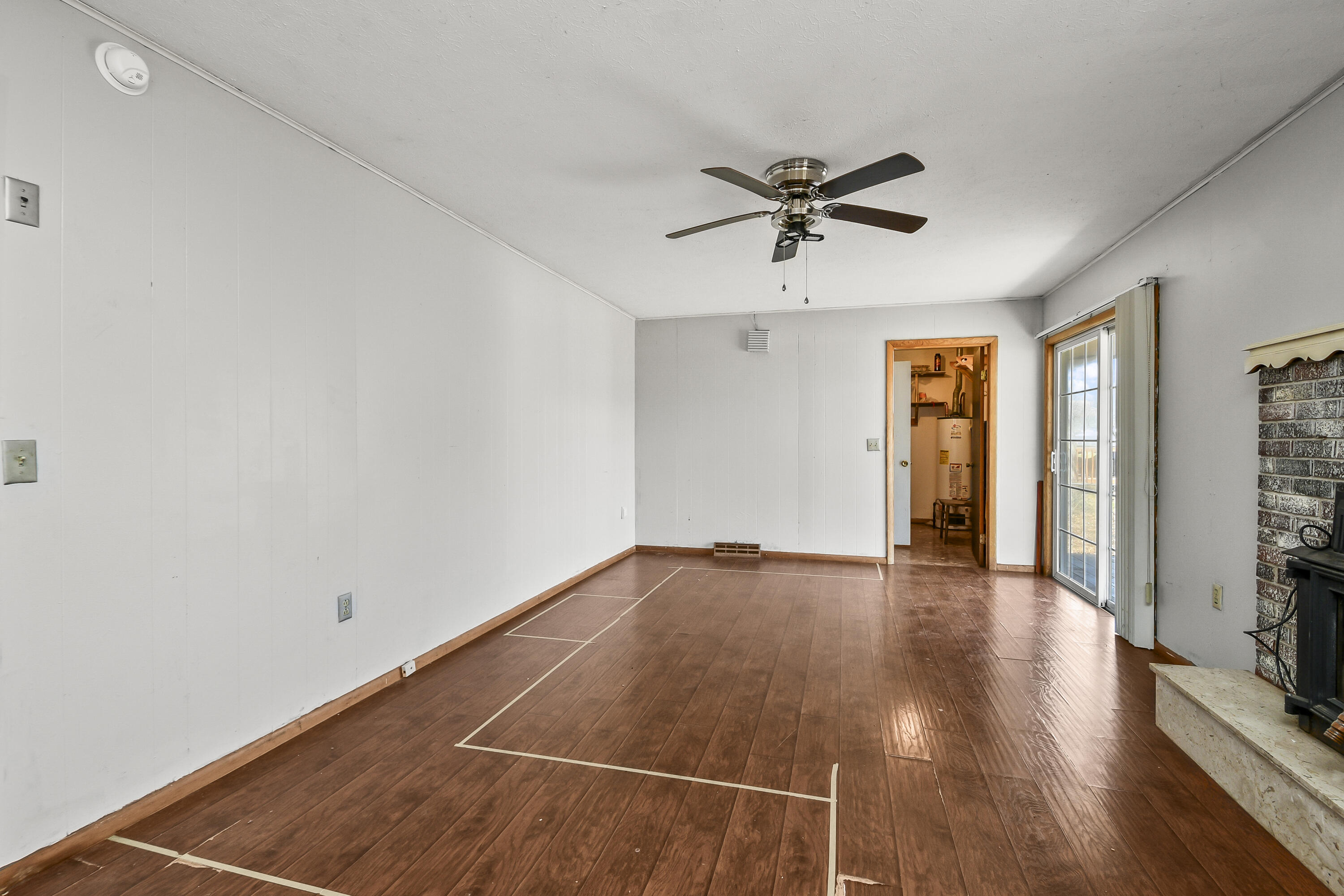 140 South Redbud Avenue Property Photo 21