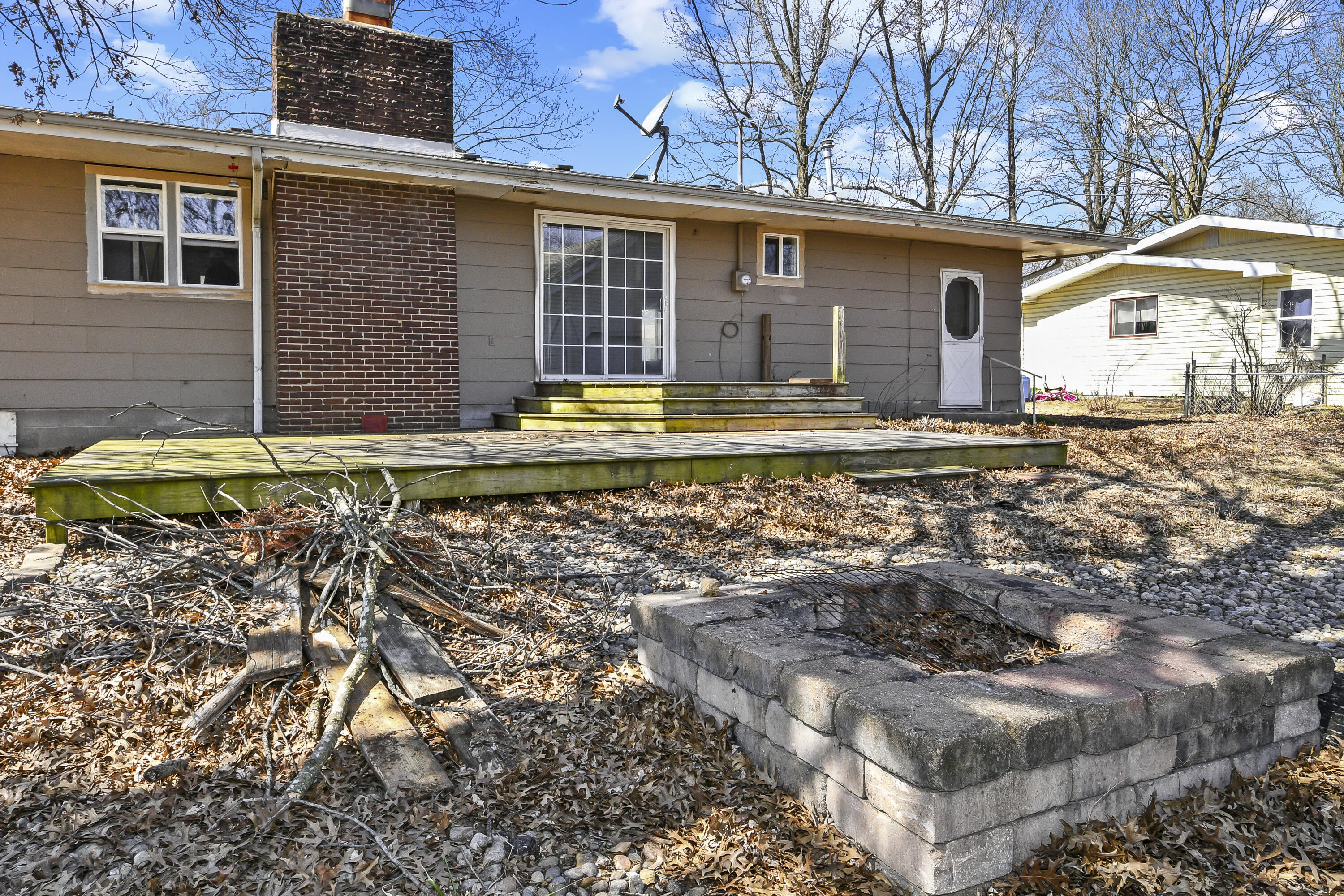 140 South Redbud Avenue Property Photo 40