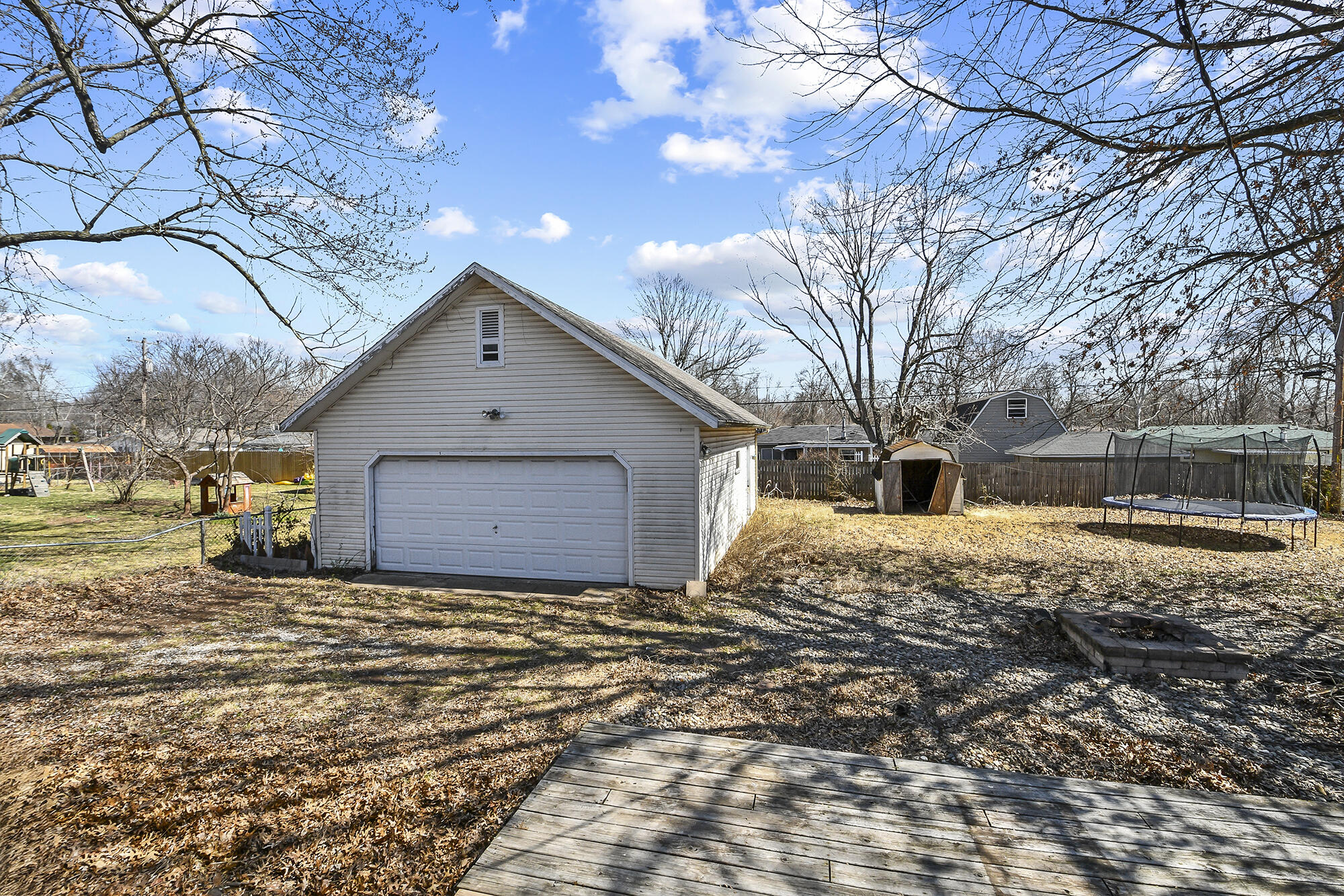 140 South Redbud Avenue Property Photo 41