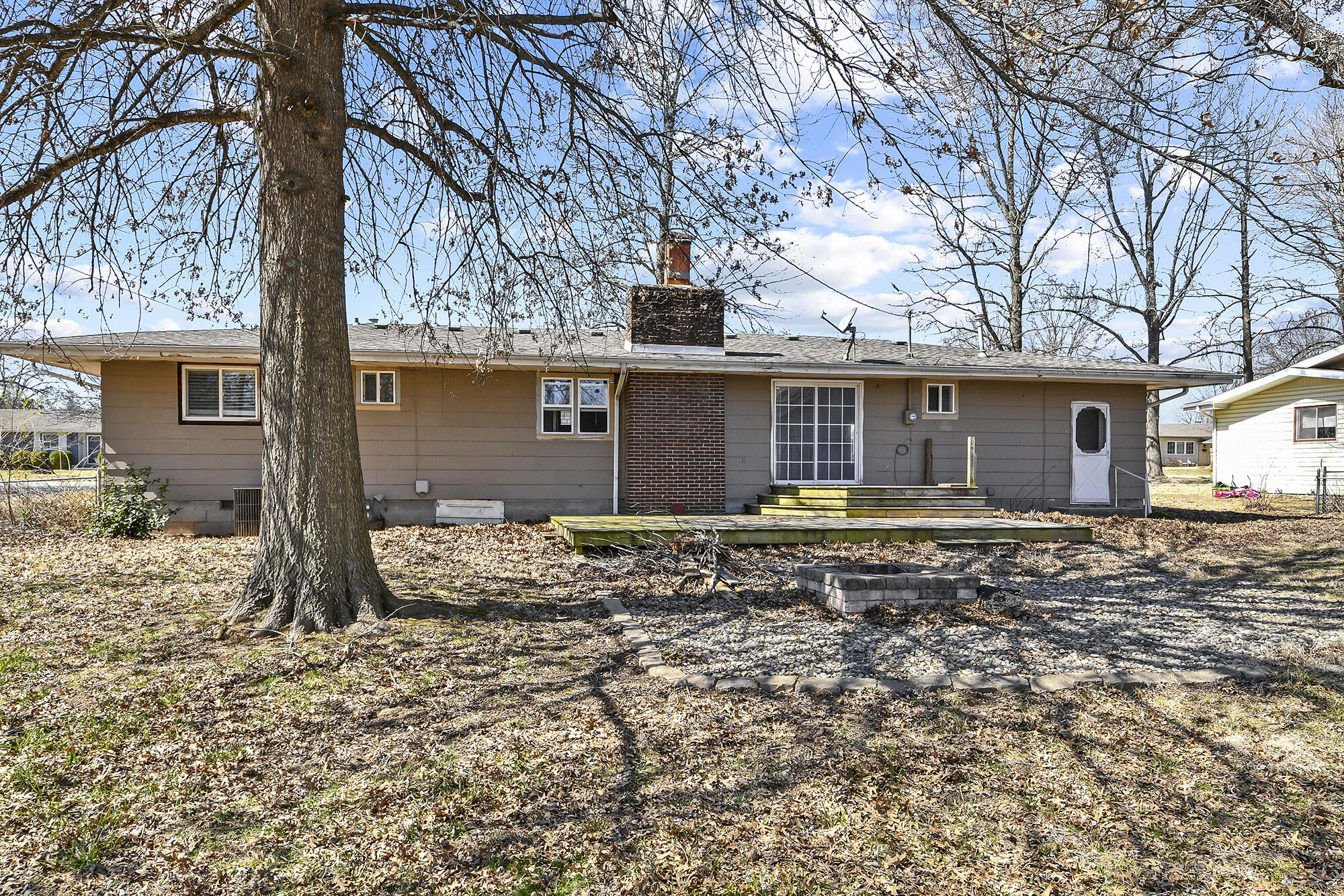 140 South Redbud Avenue Property Photo 46