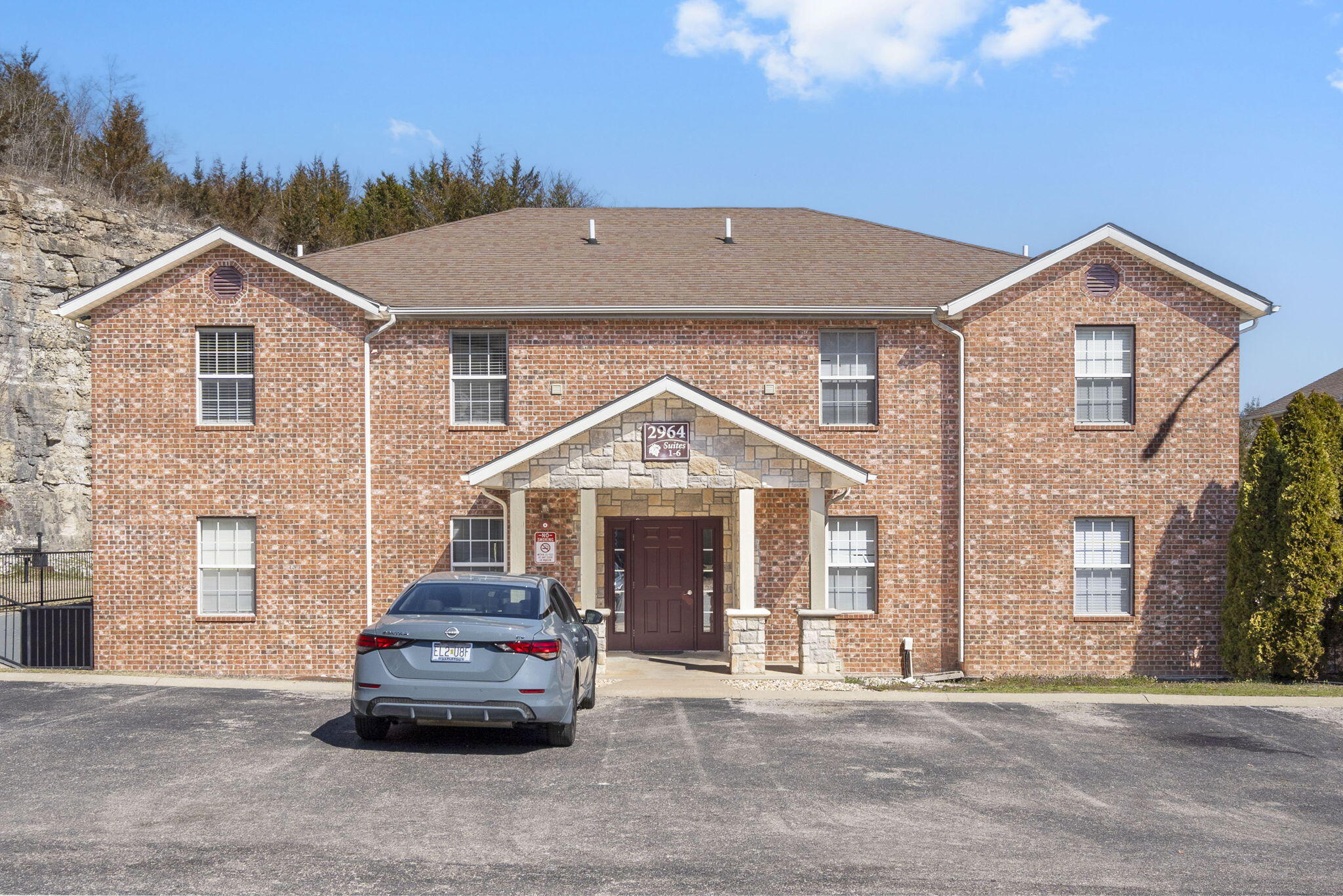 2964 Vineyards Parkway Property Photo 3