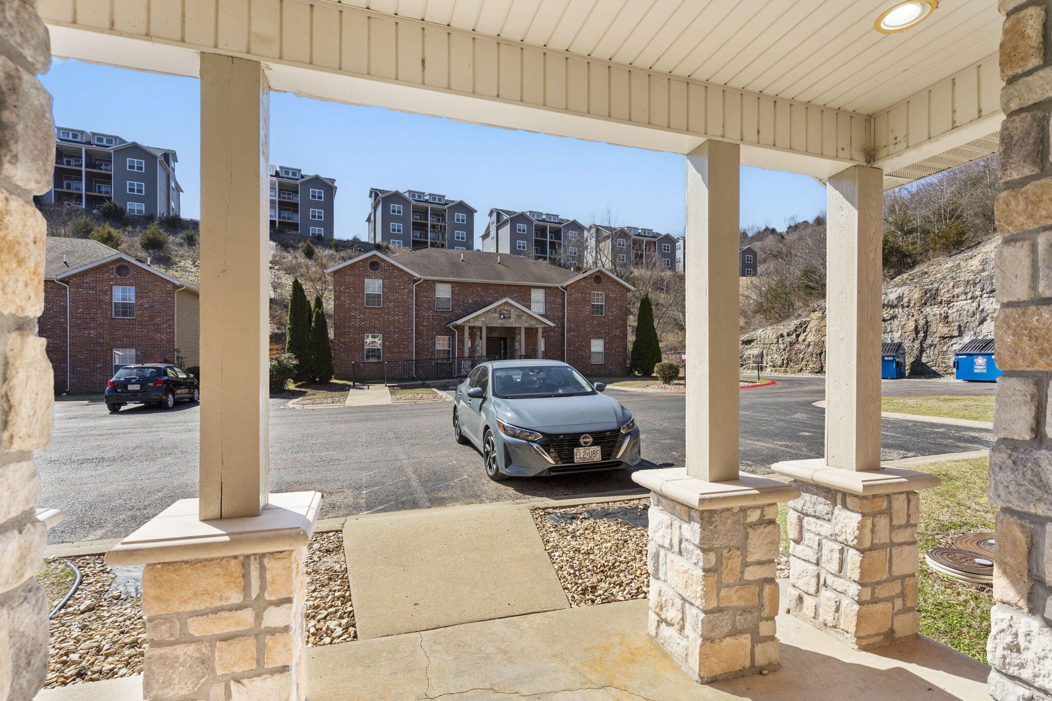 2964 Vineyards Parkway Property Photo 5