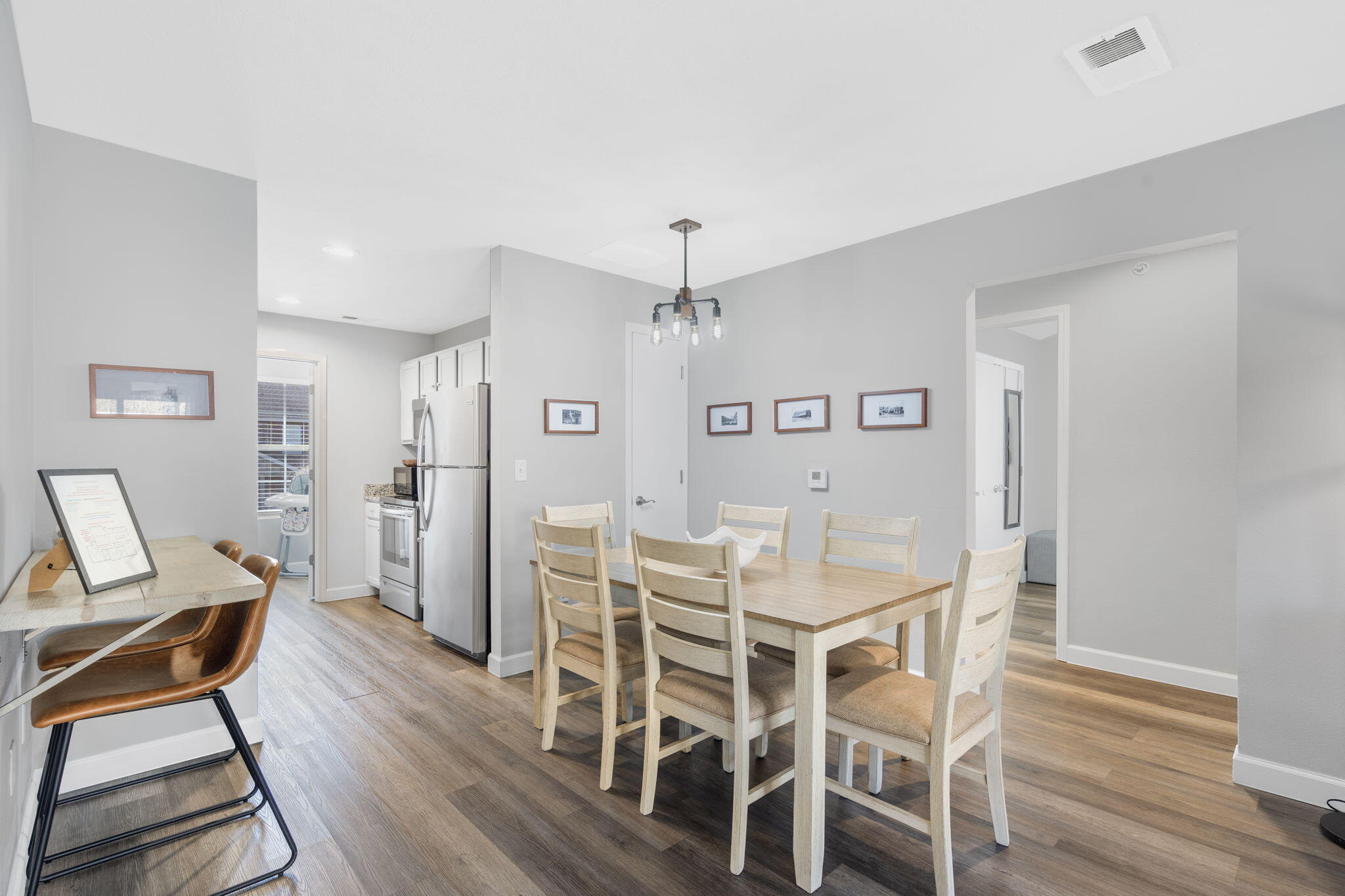 2964 Vineyards Parkway Property Photo 6