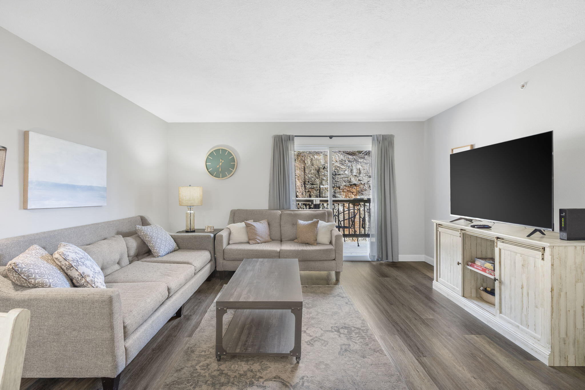 2964 Vineyards Parkway Property Photo 8