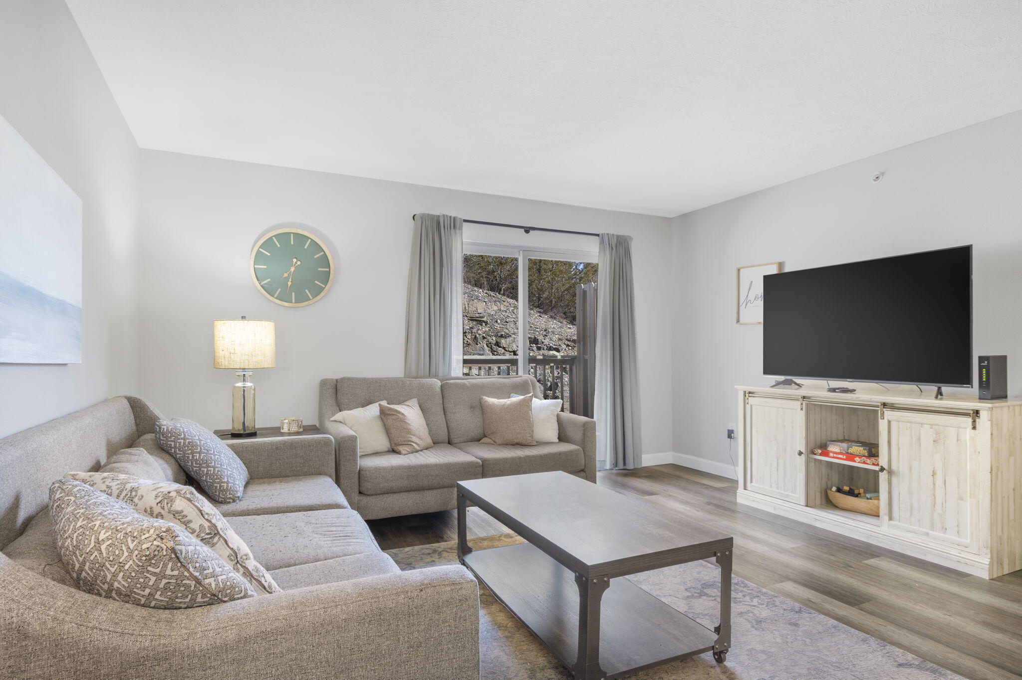 2964 Vineyards Parkway Property Photo 9