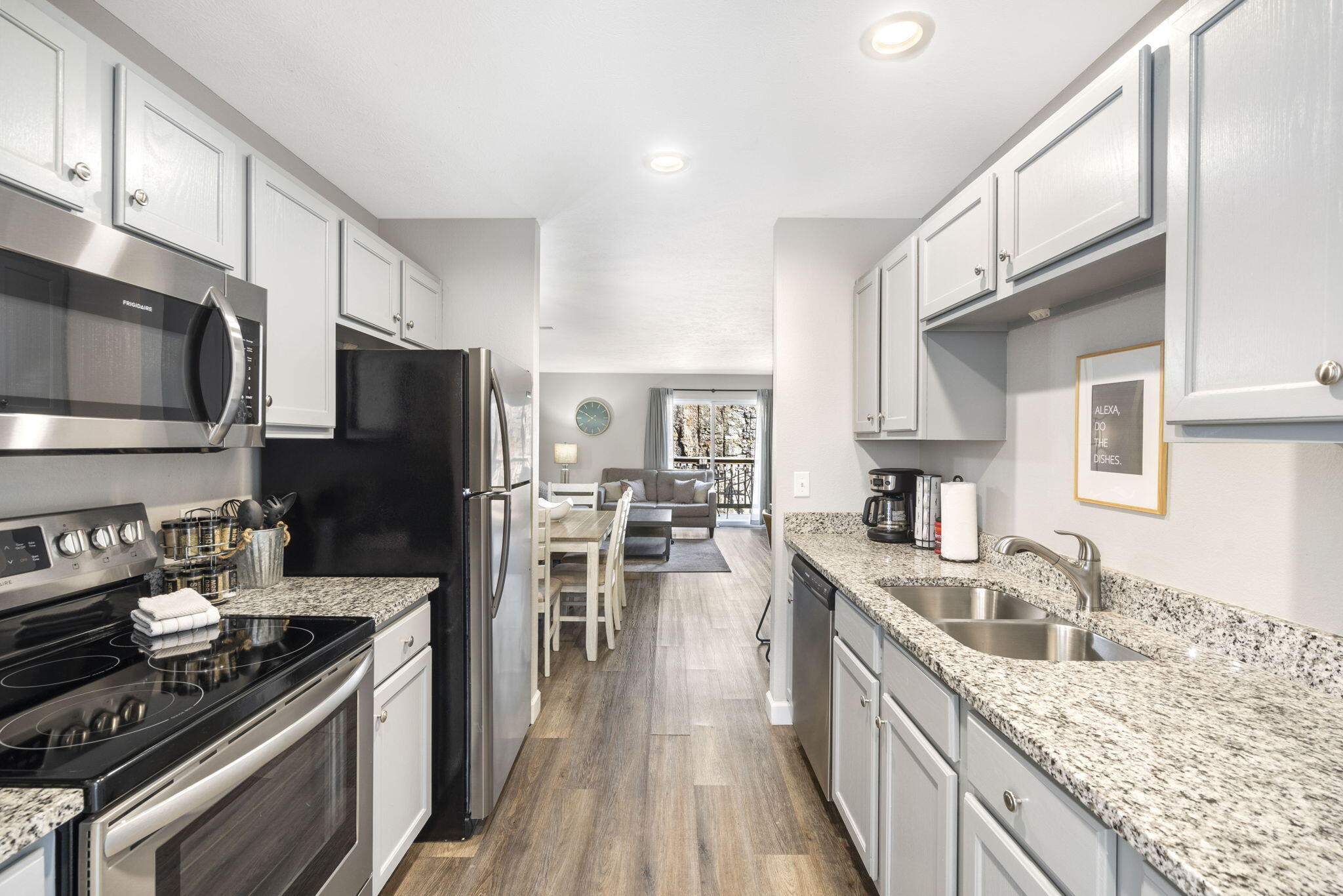 2964 Vineyards Parkway Property Photo 24