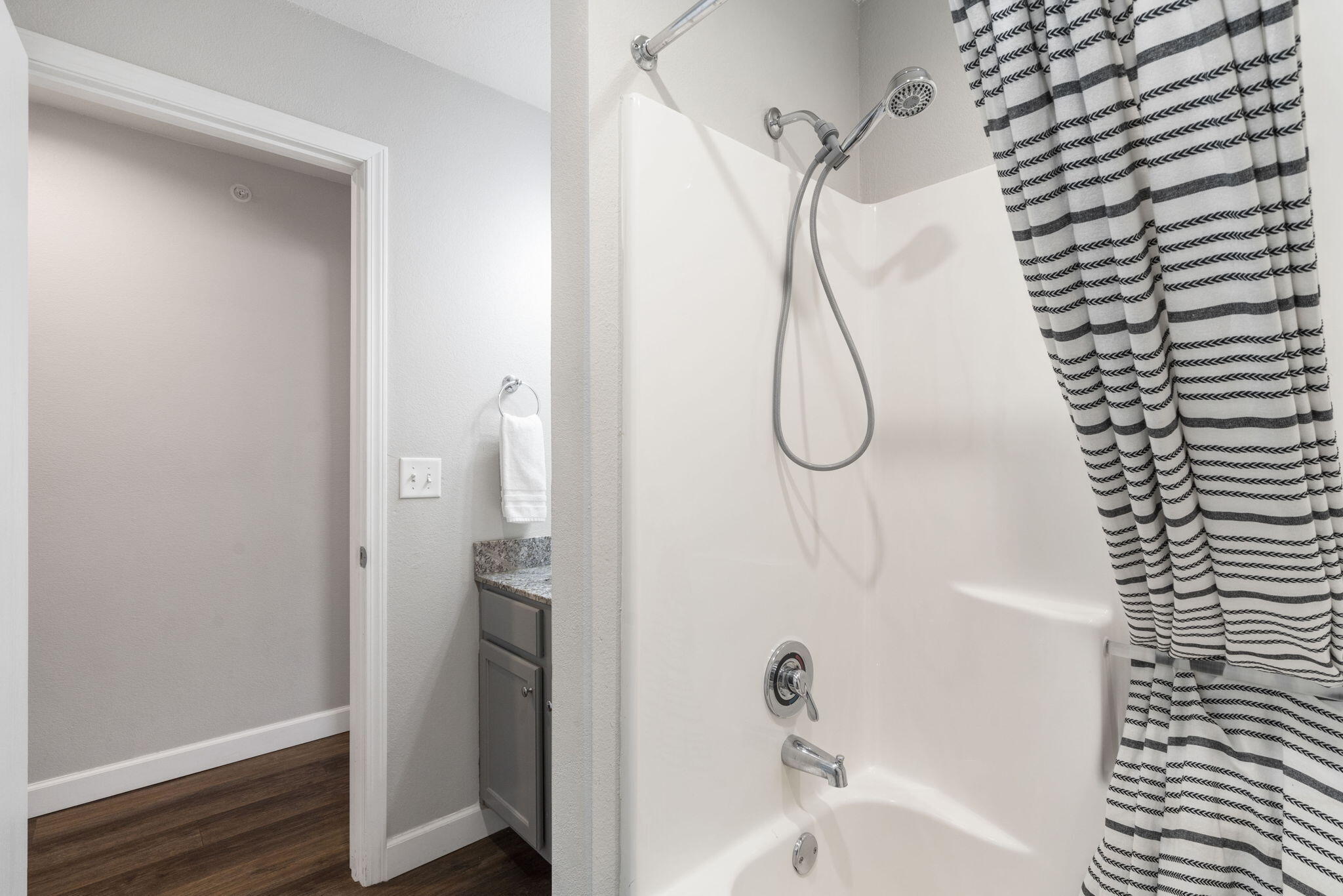 2964 Vineyards Parkway Property Photo 38