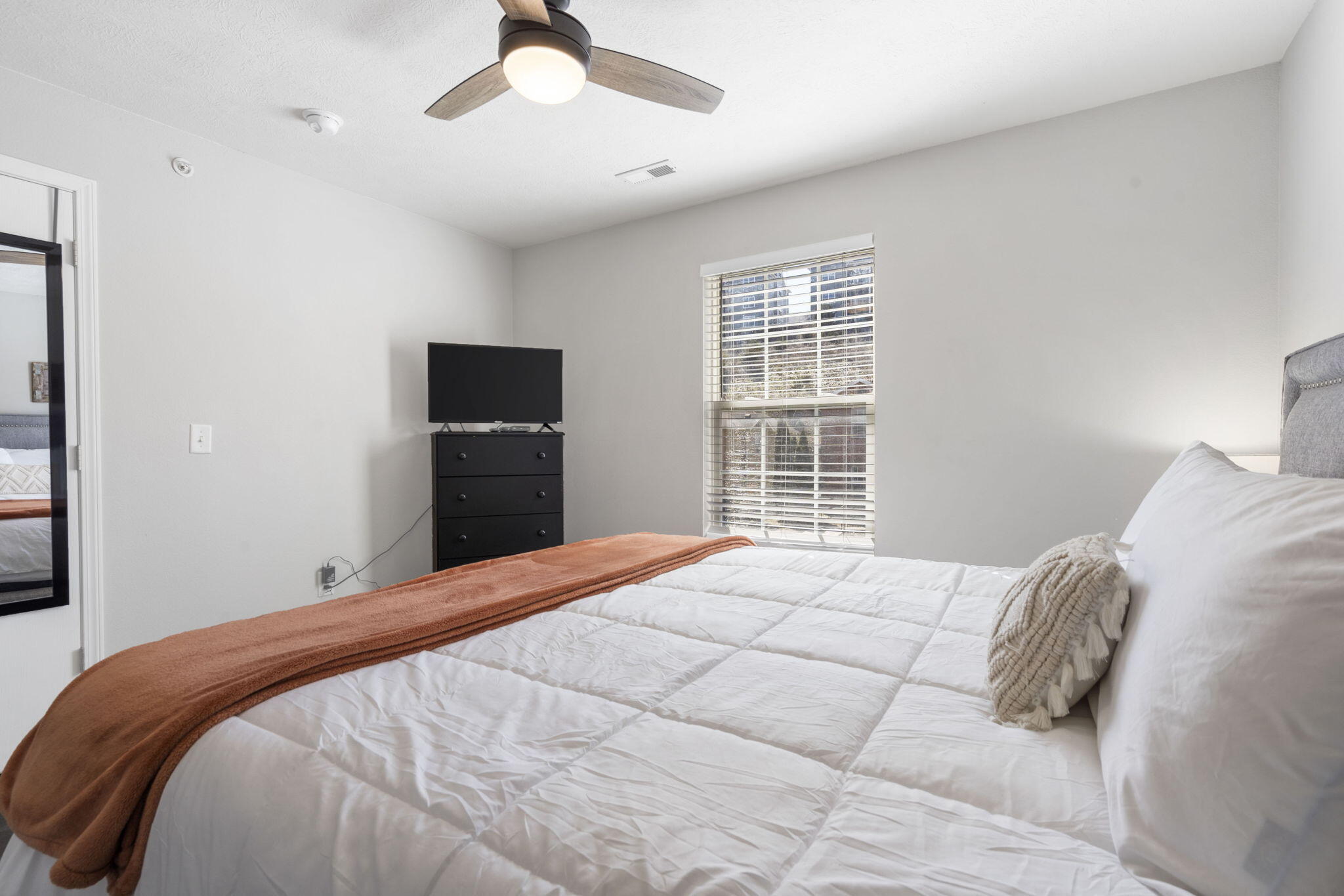 2964 Vineyards Parkway Property Photo 41