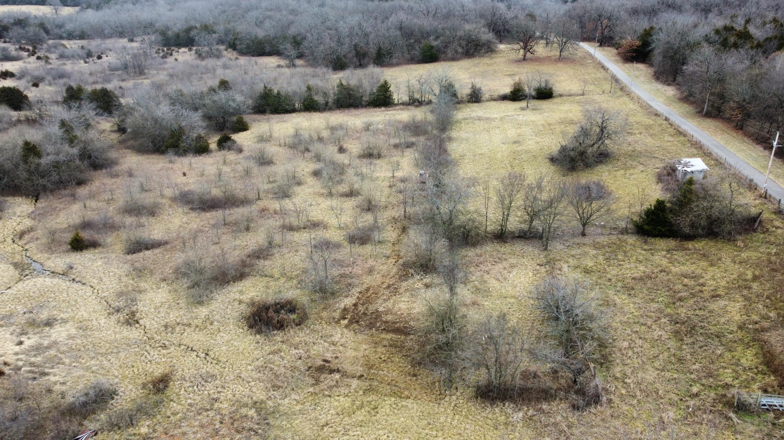 6910 North Farm Road 105 Property Photo 58