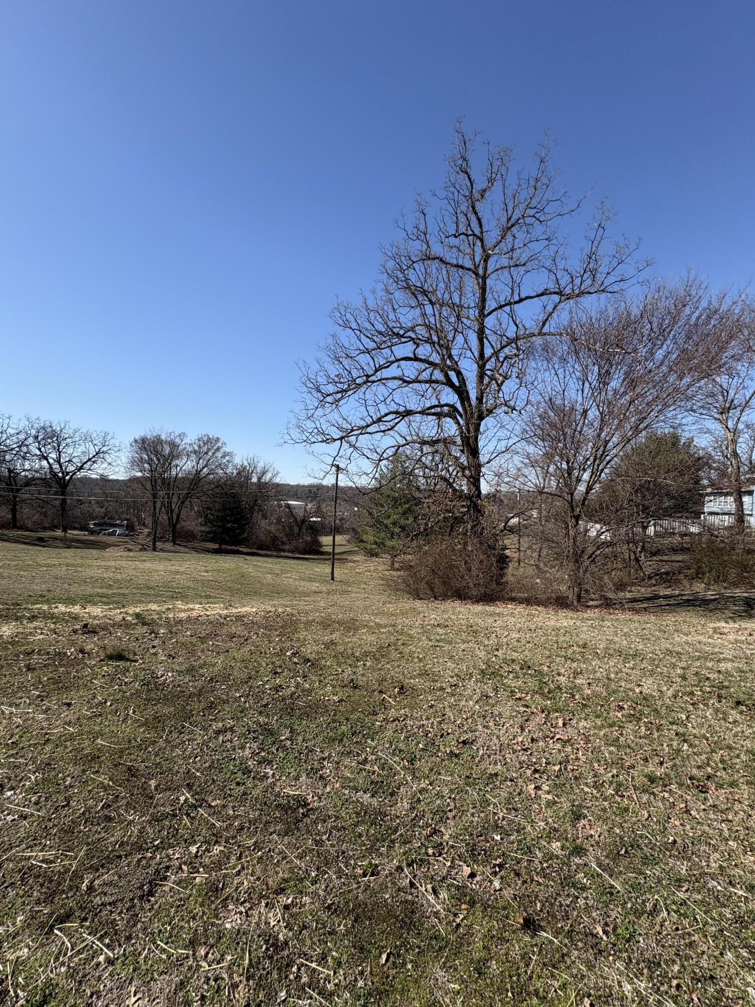 000 Northwest Boulevard & Skyline Drive Property Photo 2