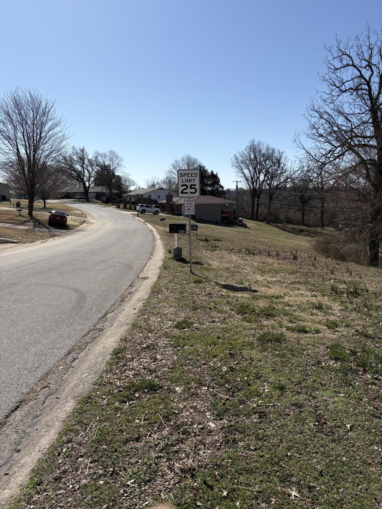 000 Northwest Boulevard & Skyline Drive Property Photo 4