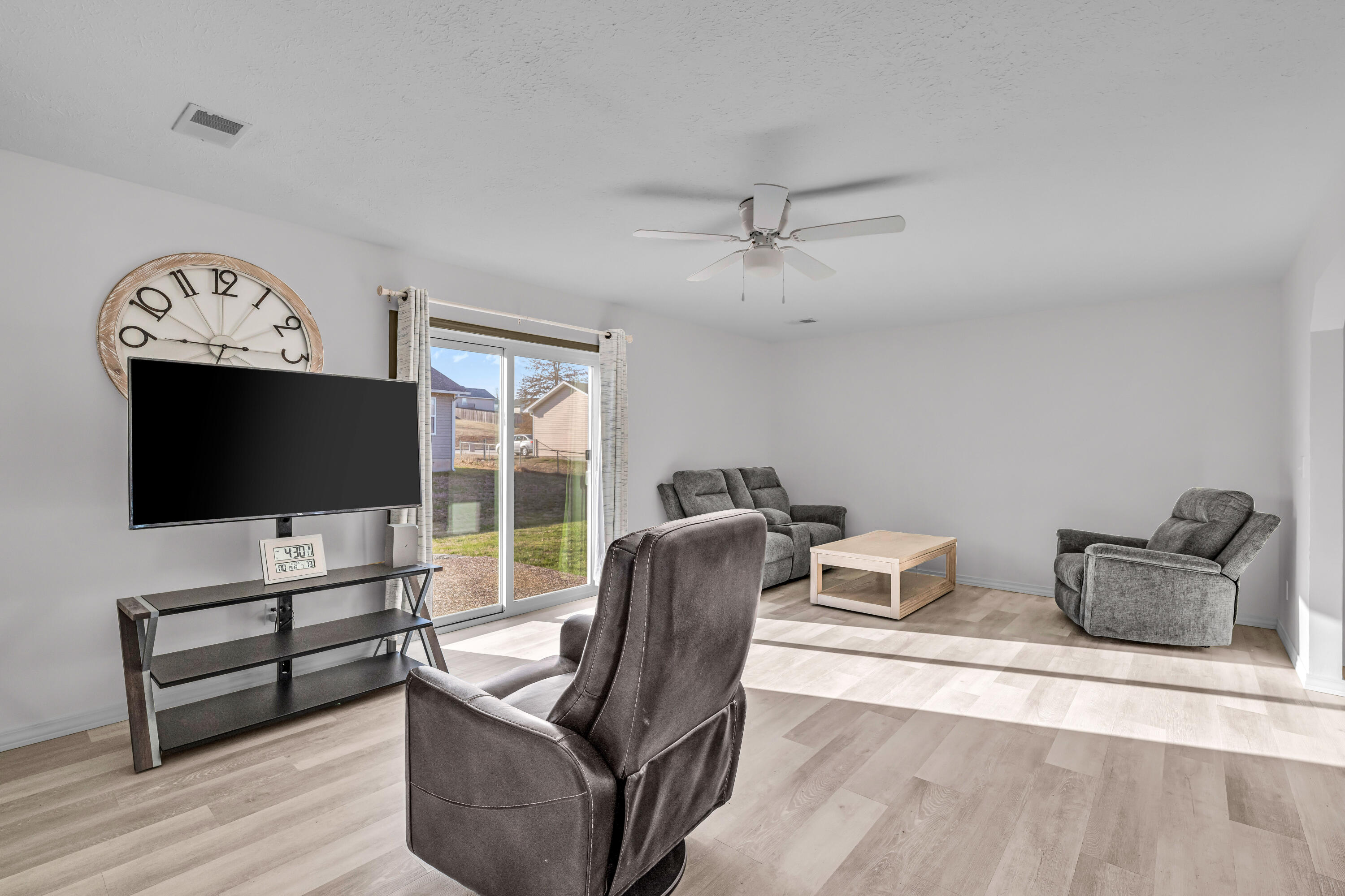 1605 Luna Drive Property Photo 6