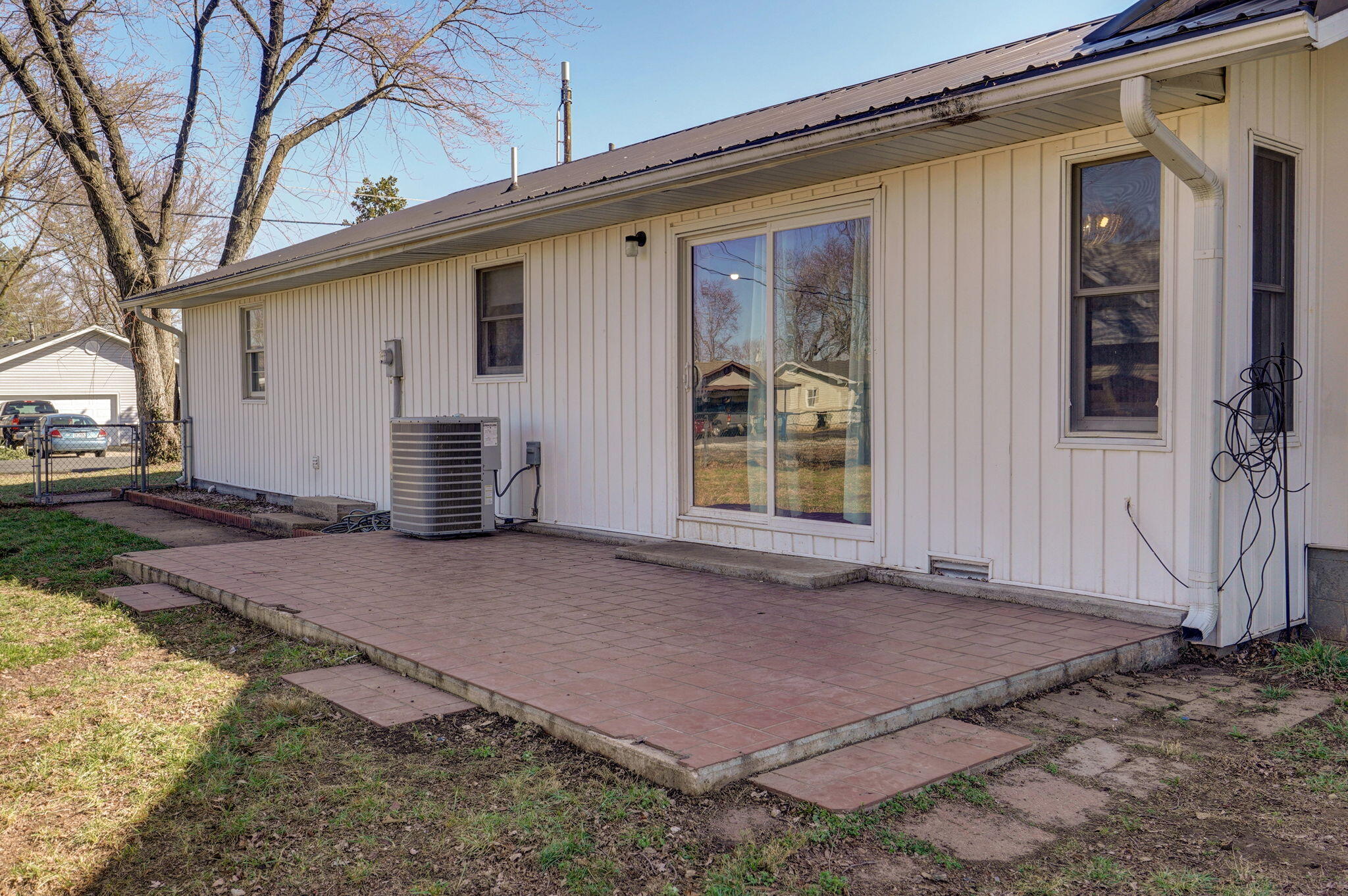1025 North Market Avenue Property Photo 30